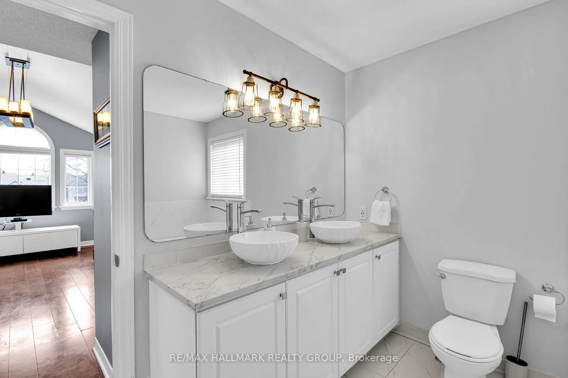 Photo 26 of 4362 Rainforest Drive, Ottawa, Riverside South/Gloucester Glen — HOMEH