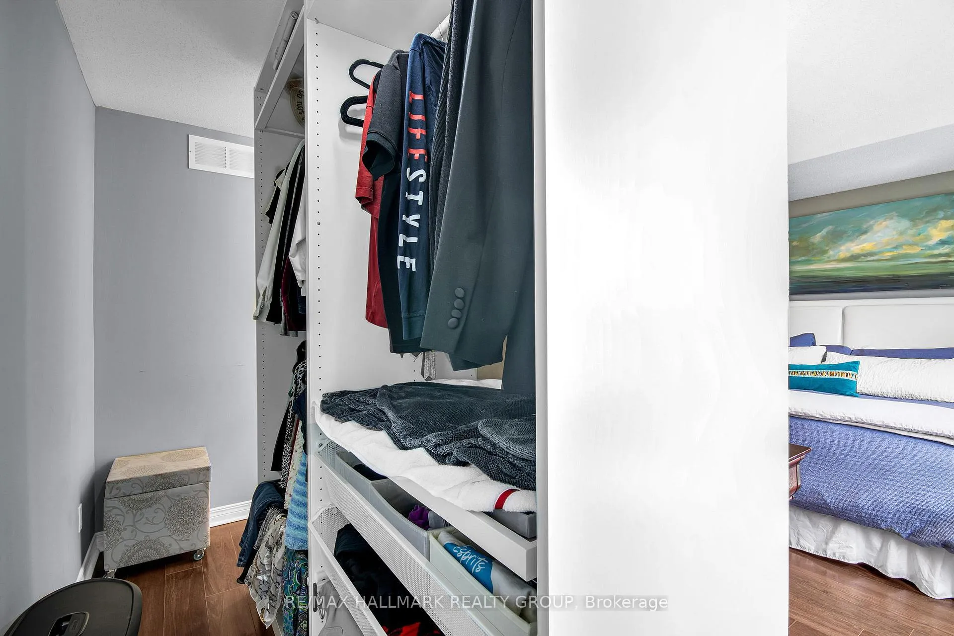 Photo 27 of 4362 Rainforest Drive, Ottawa, Riverside South/Gloucester Glen — HOMEH