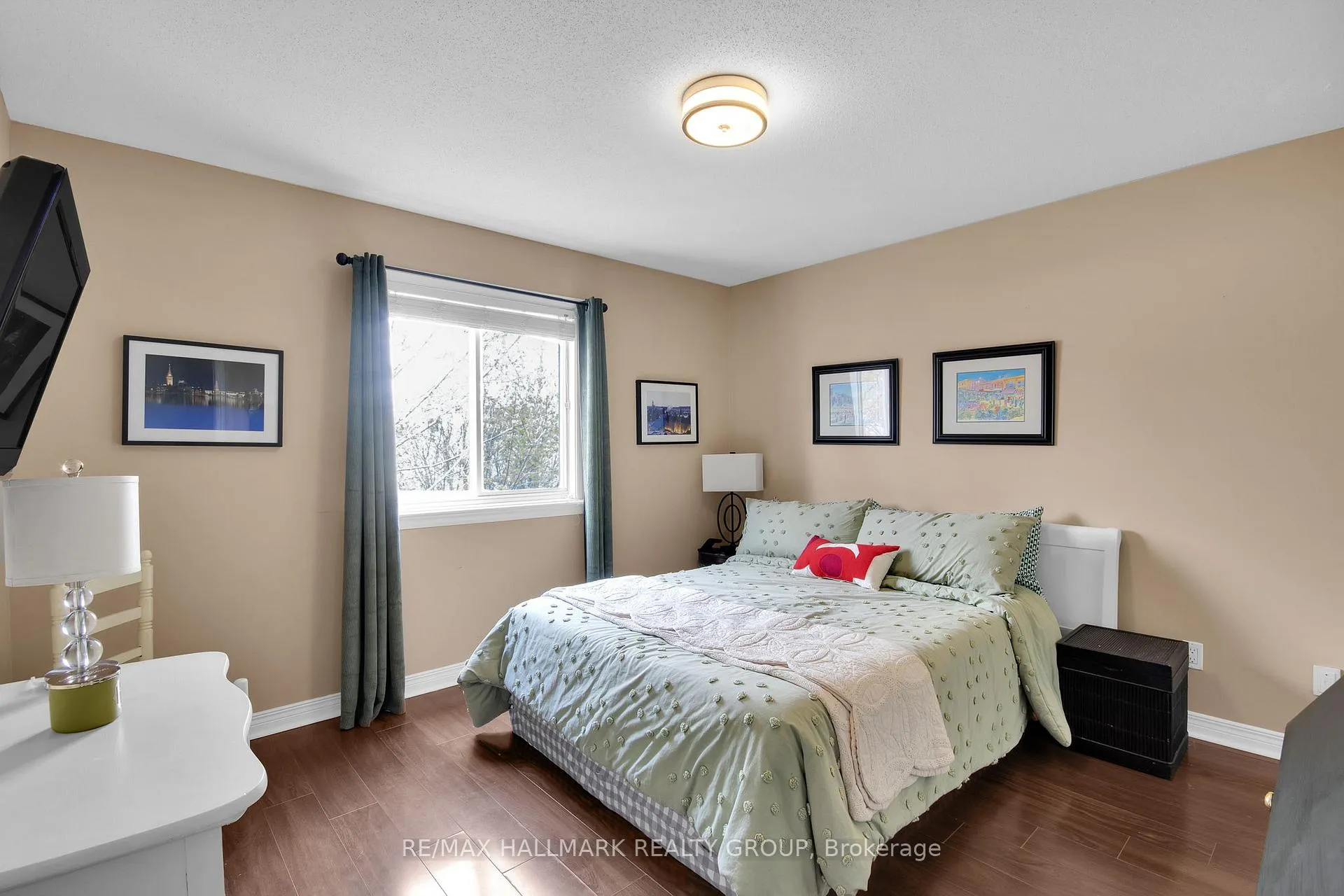 Photo 28 of 4362 Rainforest Drive, Ottawa, Riverside South/Gloucester Glen — HOMEH