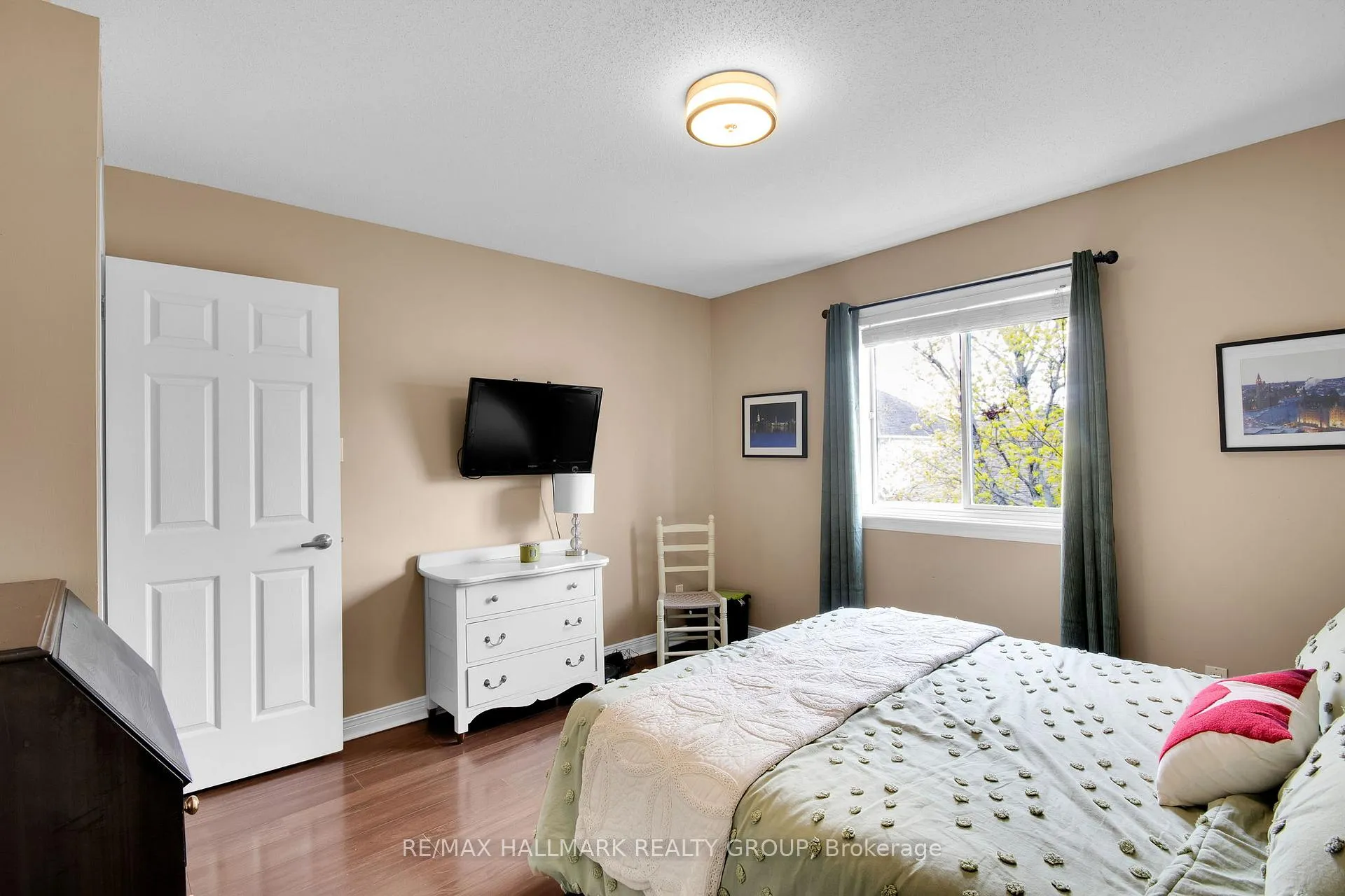 Photo 29 of 4362 Rainforest Drive, Ottawa, Riverside South/Gloucester Glen — HOMEH