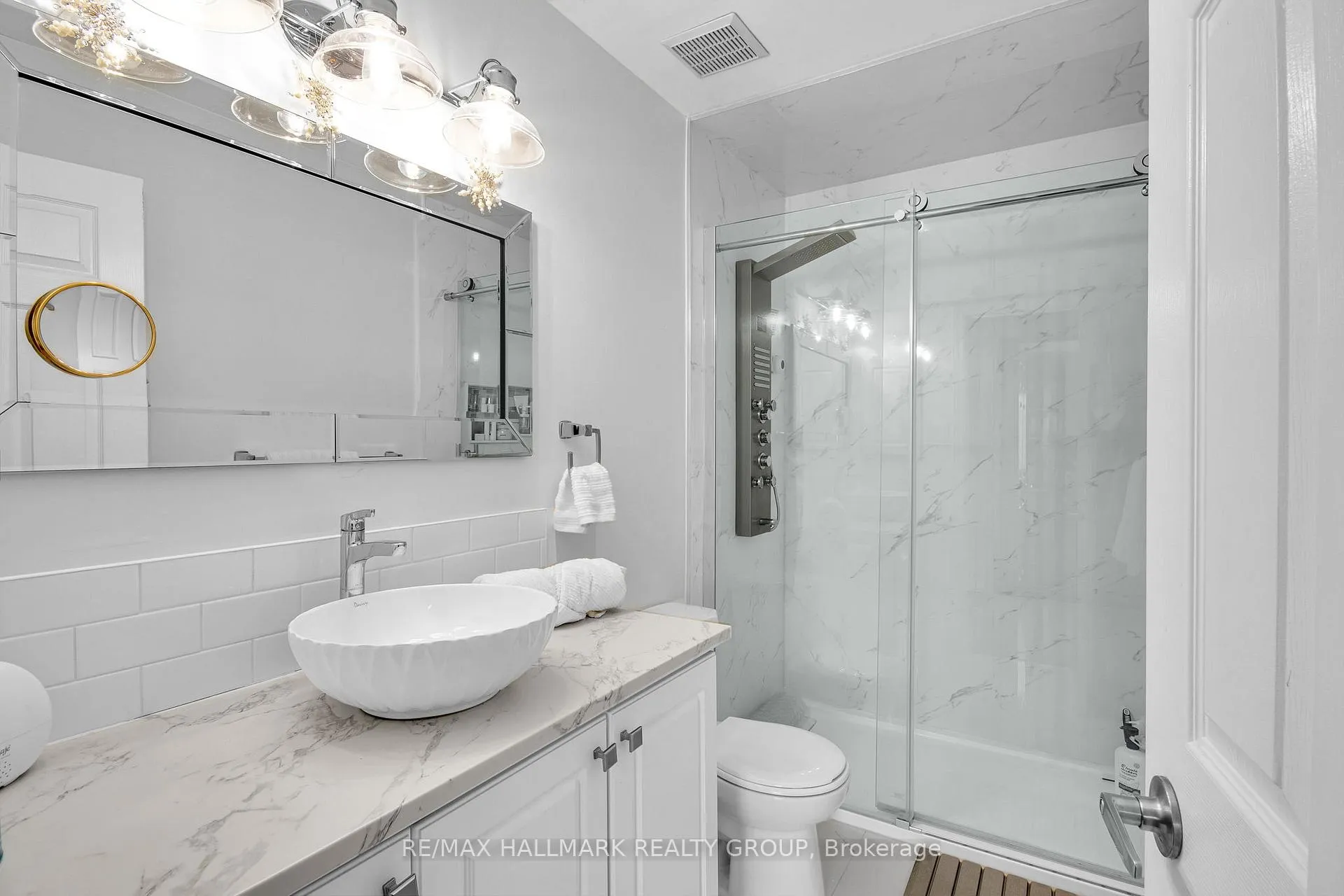 Photo 32 of 4362 Rainforest Drive, Ottawa, Riverside South/Gloucester Glen — HOMEH