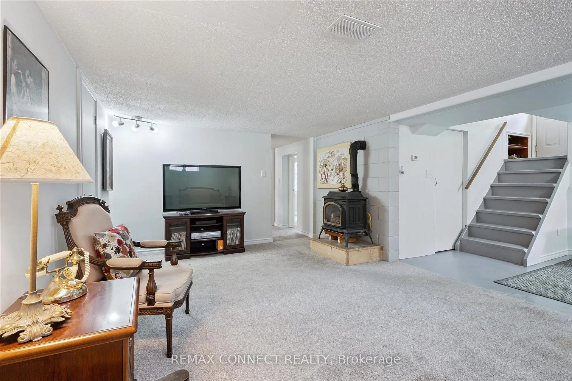 Photo 29 of 59 Knightswood Boulevard, Guelph, Riverside Park — HOMEH