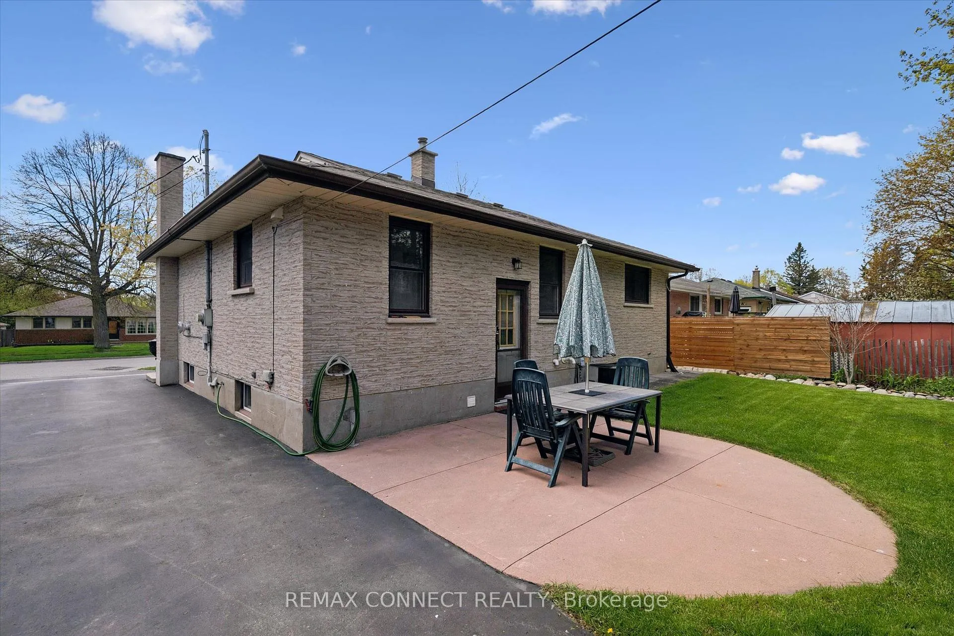 Photo 39 of 59 Knightswood Boulevard, Guelph, Riverside Park — HOMEH