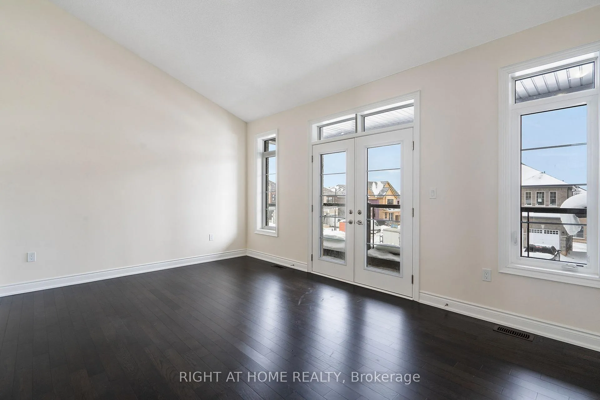 Photo 8 of 41 Ferguson Drive, Erin — HOMEH