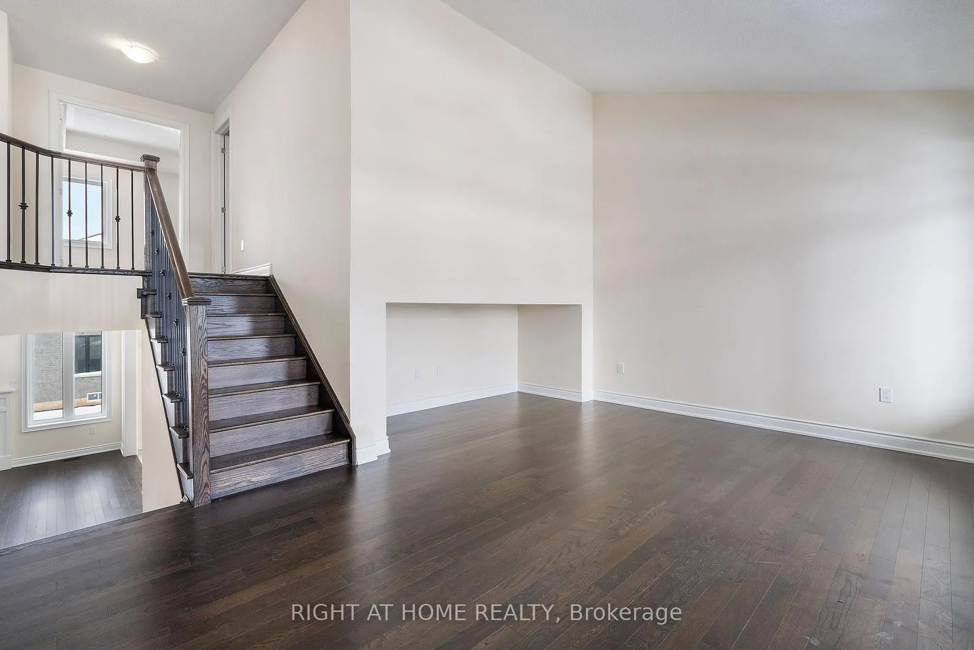 Photo 9 of 41 Ferguson Drive, Erin — HOMEH