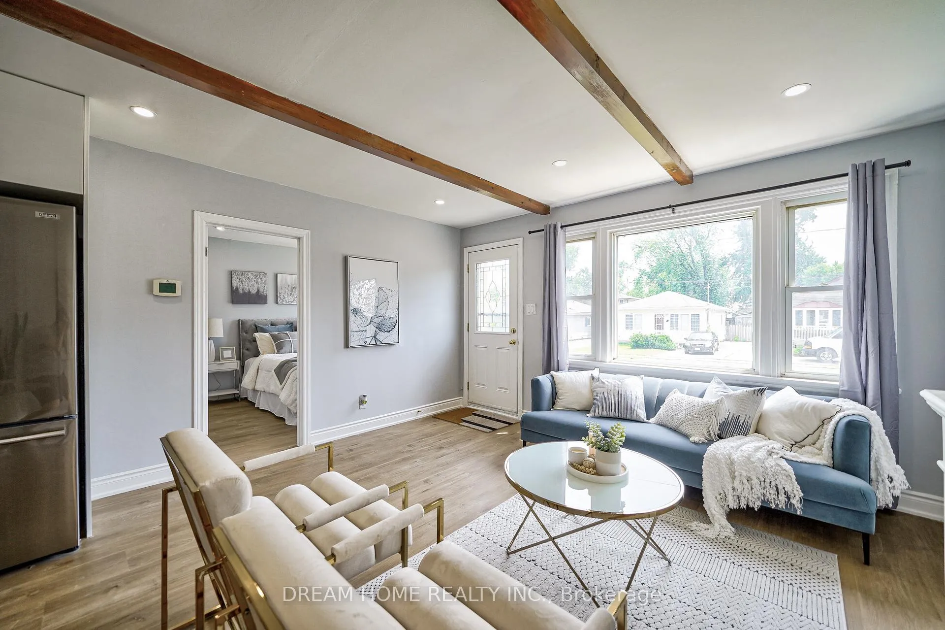 Photo 8 of 31 Warren Road, St. Catharines, Secord Woods — HOMEH