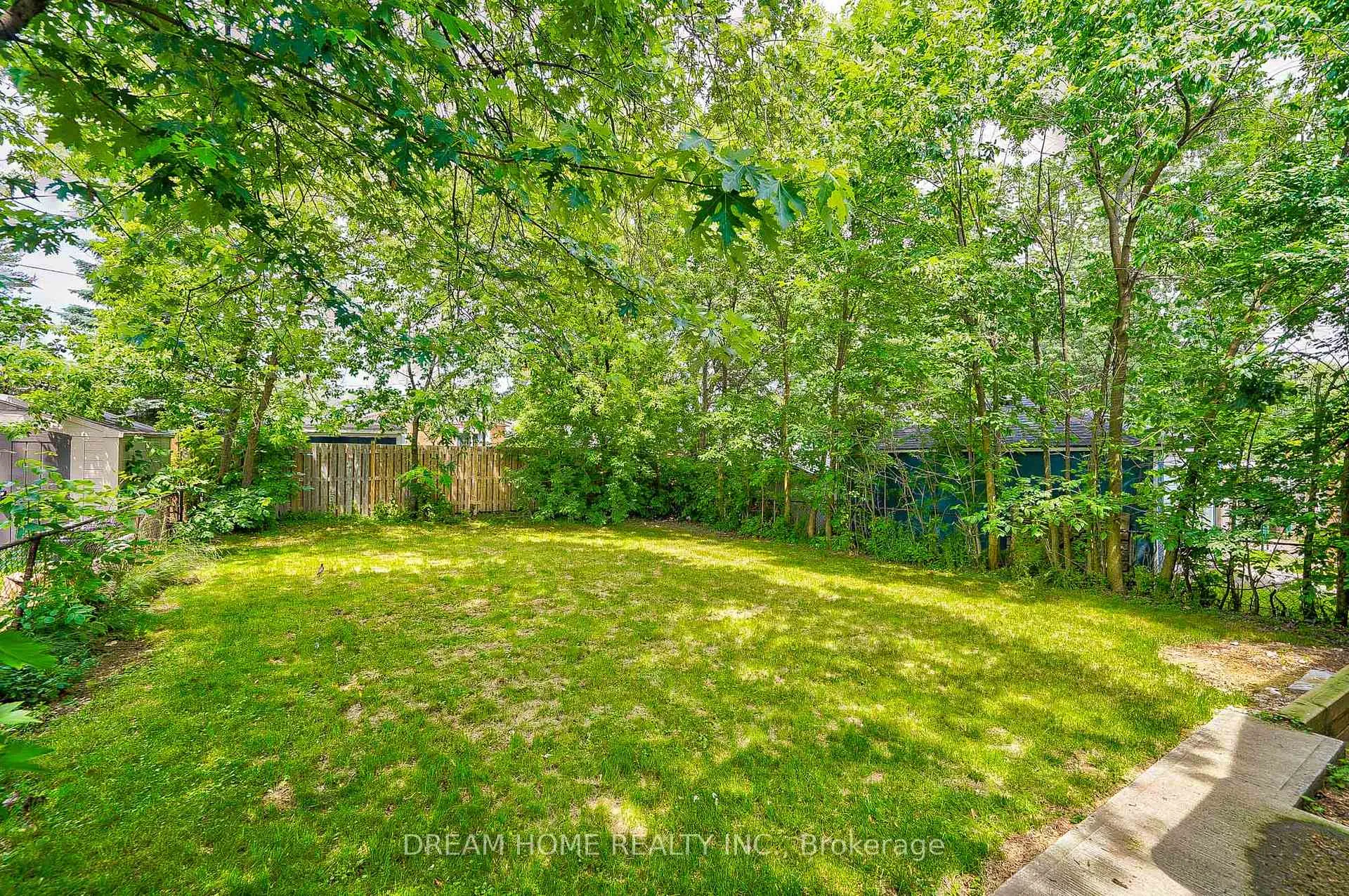 Photo 30 of 31 Warren Road, St. Catharines, Secord Woods — HOMEH