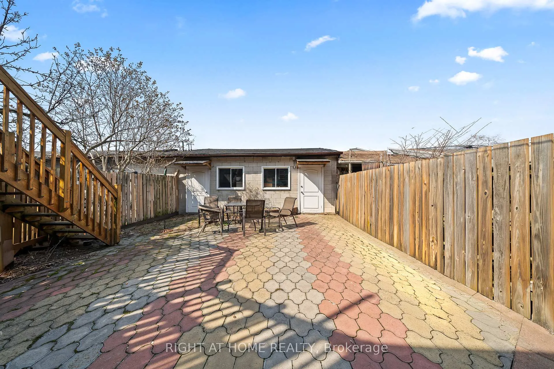 Photo 4 of Unit 4, 490 Brock Avenue, Toronto, Dufferin Grove — HOMEH