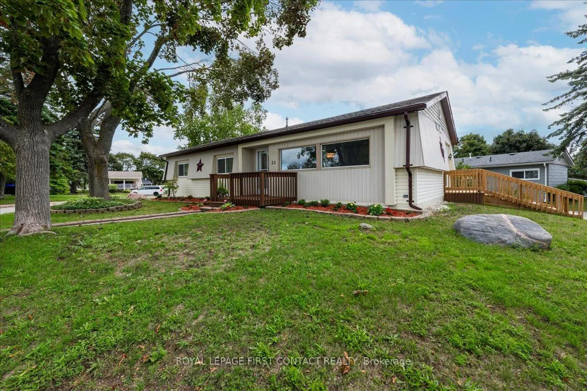 Photo 2 of 25 Hawthorne Drive, Innisfil, Rural Innisfil — HOMEH
