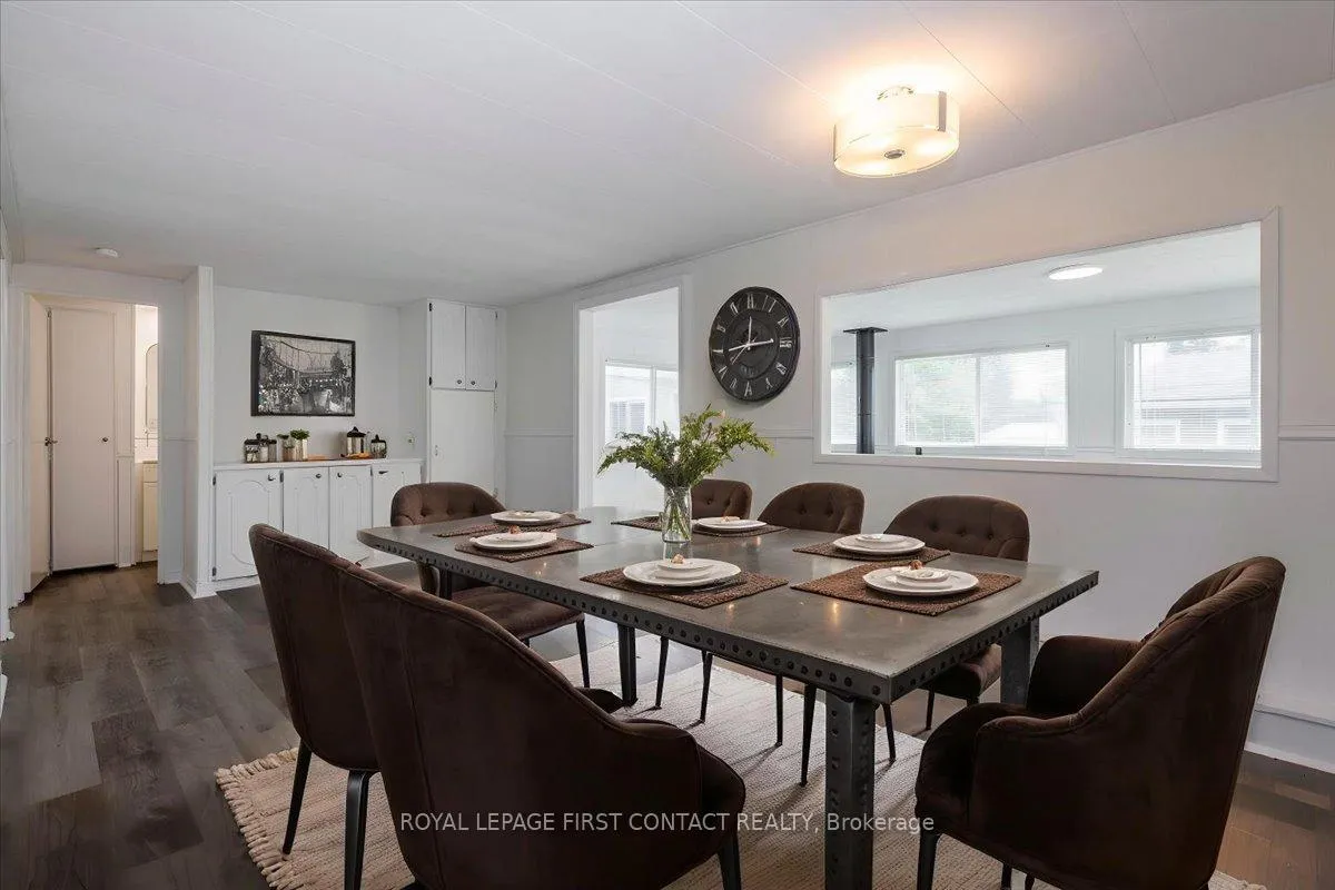 Photo 10 of 25 Hawthorne Drive, Innisfil, Rural Innisfil — HOMEH
