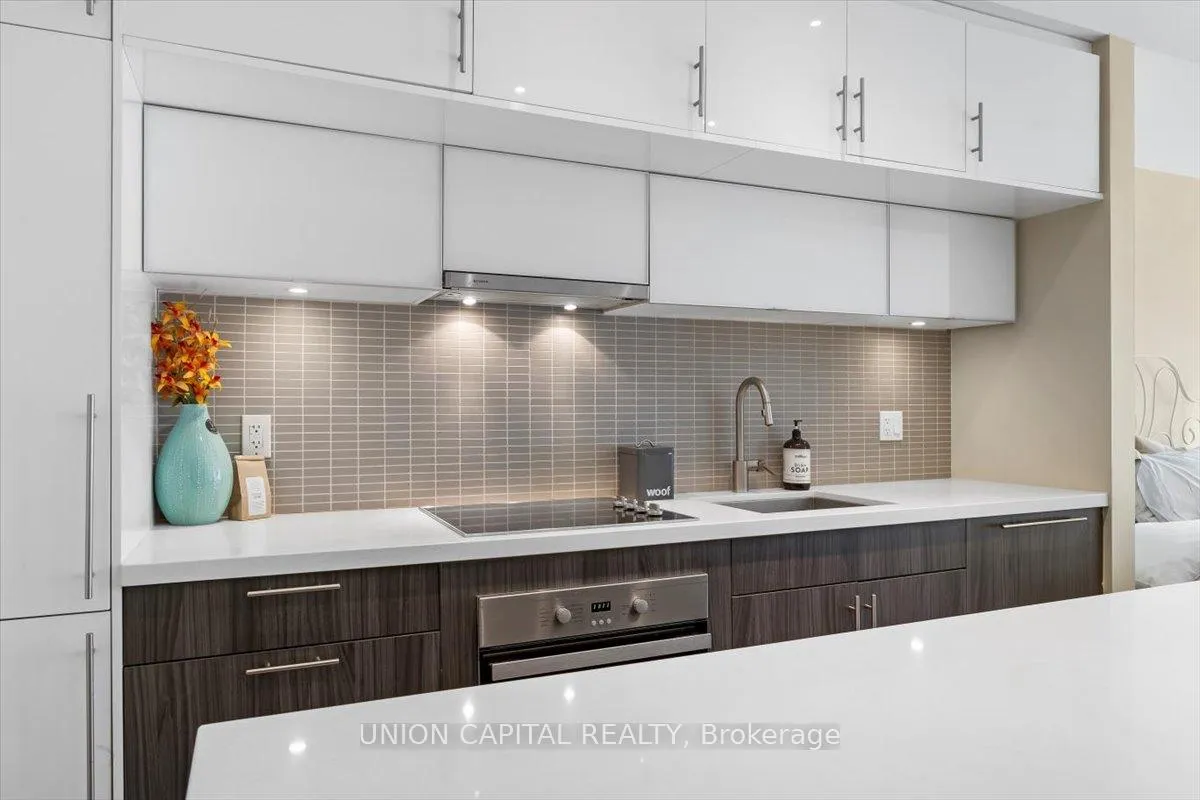 Photo 2 of Unit 2803, 8 Mercer Street, Toronto, Waterfront Communities — HOMEH