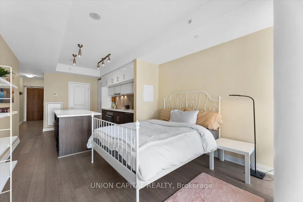 Photo 6 of Unit 2803, 8 Mercer Street, Toronto, Waterfront Communities — HOMEH