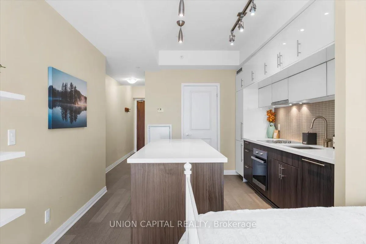 Photo 8 of Unit 2803, 8 Mercer Street, Toronto, Waterfront Communities — HOMEH