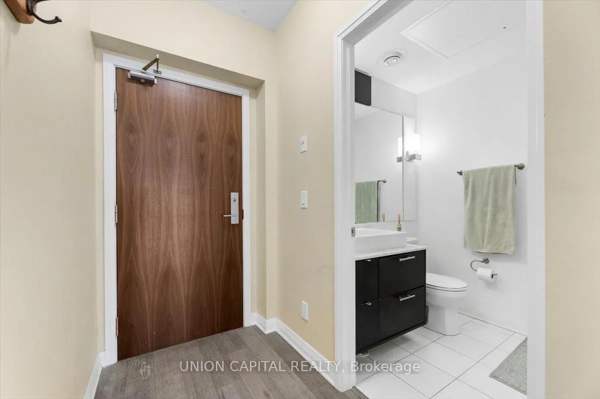 Photo 9 of Unit 2803, 8 Mercer Street, Toronto, Waterfront Communities — HOMEH