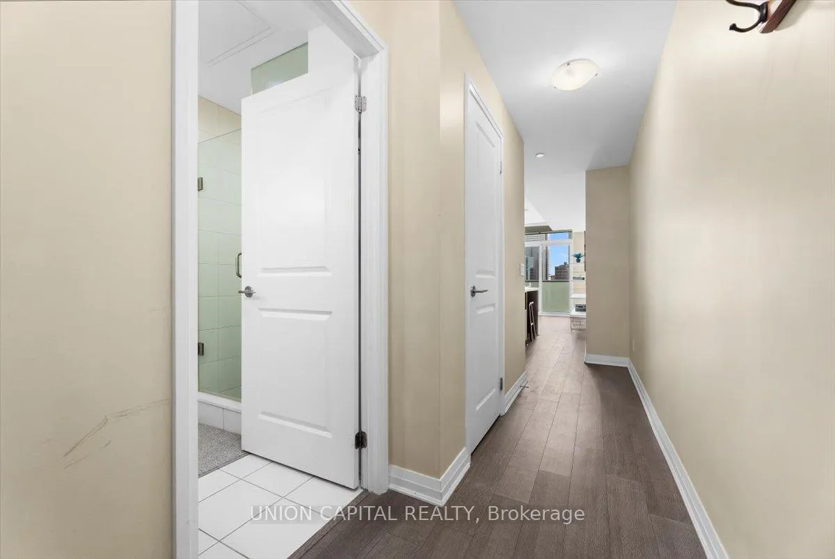 Photo 10 of Unit 2803, 8 Mercer Street, Toronto, Waterfront Communities — HOMEH