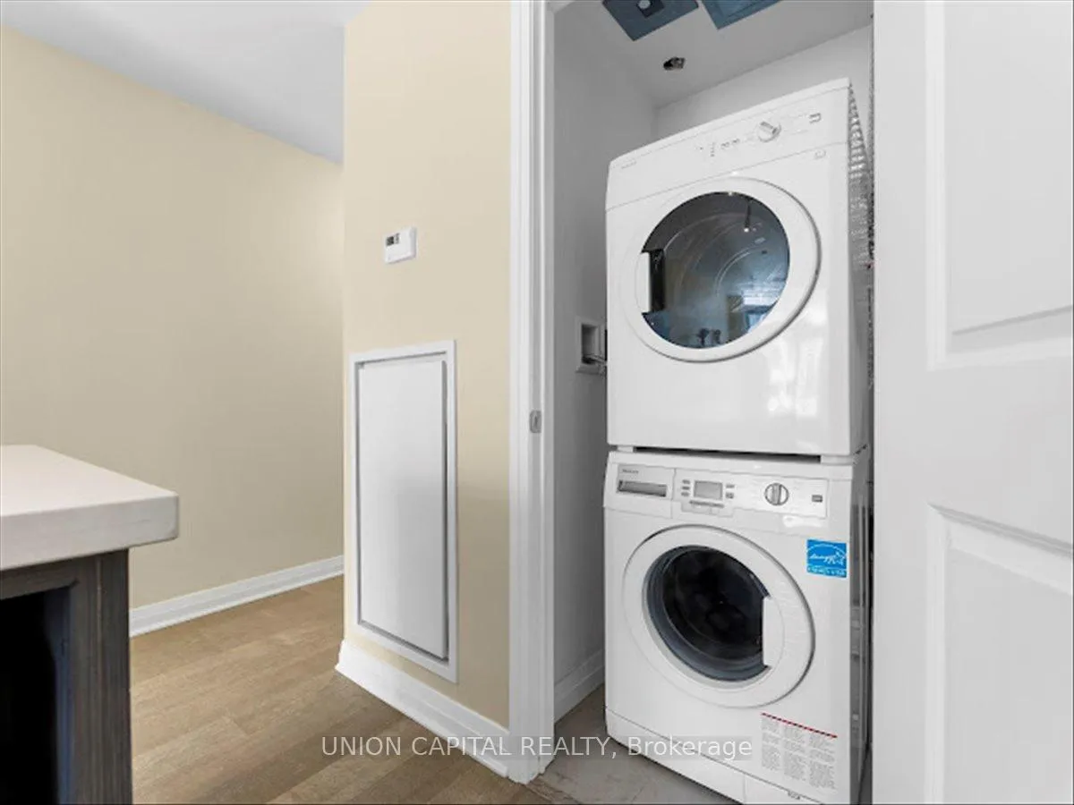 Photo 12 of Unit 2803, 8 Mercer Street, Toronto, Waterfront Communities — HOMEH
