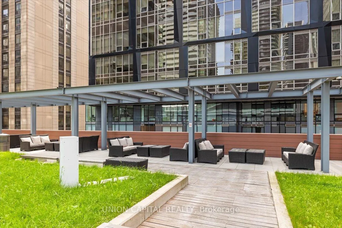 Photo 23 of Unit 2803, 8 Mercer Street, Toronto, Waterfront Communities — HOMEH