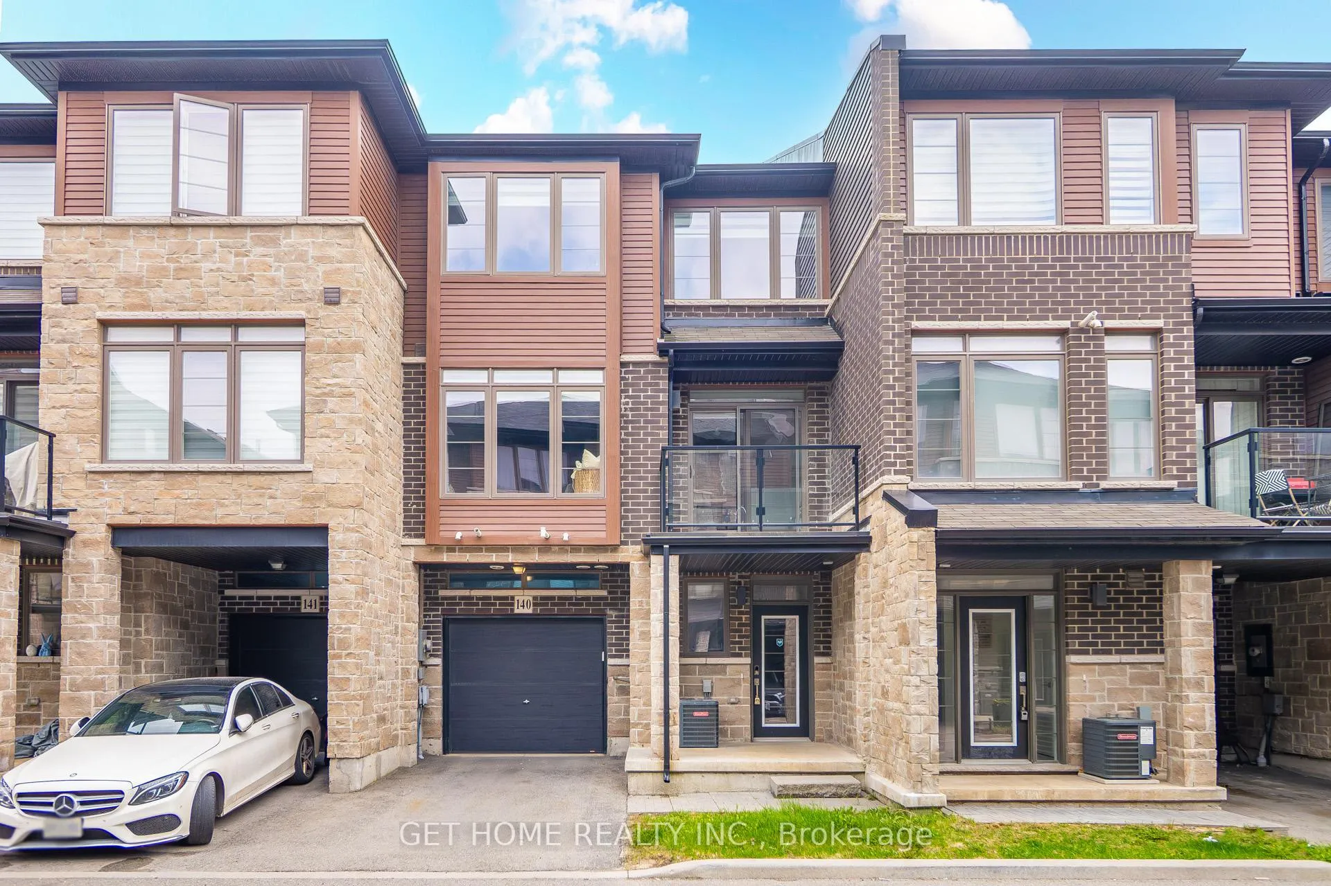 Photo 1 of Unit 140, 30 Times Square Boulevard, Hamilton, Stoney Creek Mountain — HOMEH