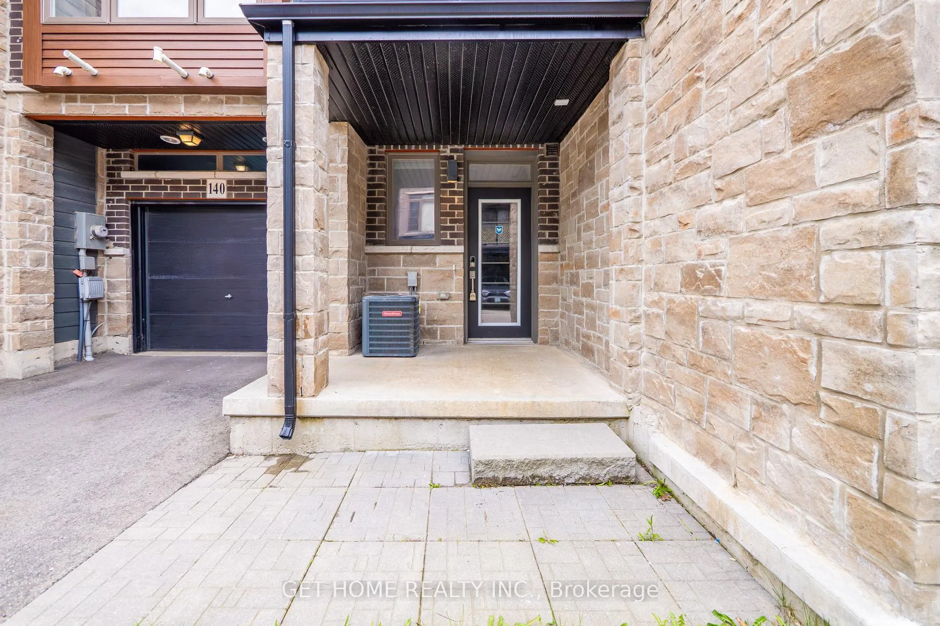 Photo 4 of Unit 140, 30 Times Square Boulevard, Hamilton, Stoney Creek Mountain — HOMEH