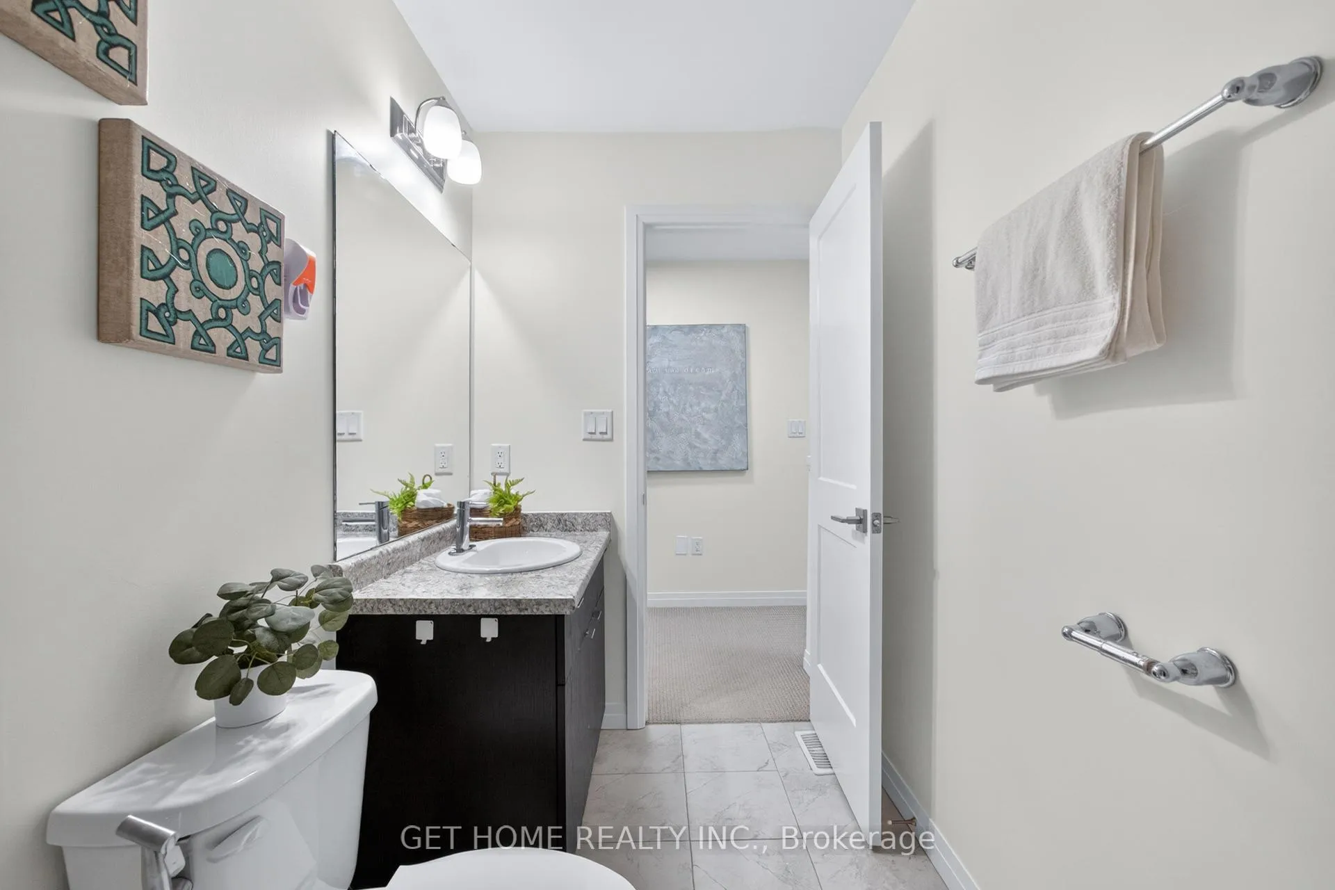 Photo 32 of Unit 140, 30 Times Square Boulevard, Hamilton, Stoney Creek Mountain — HOMEH
