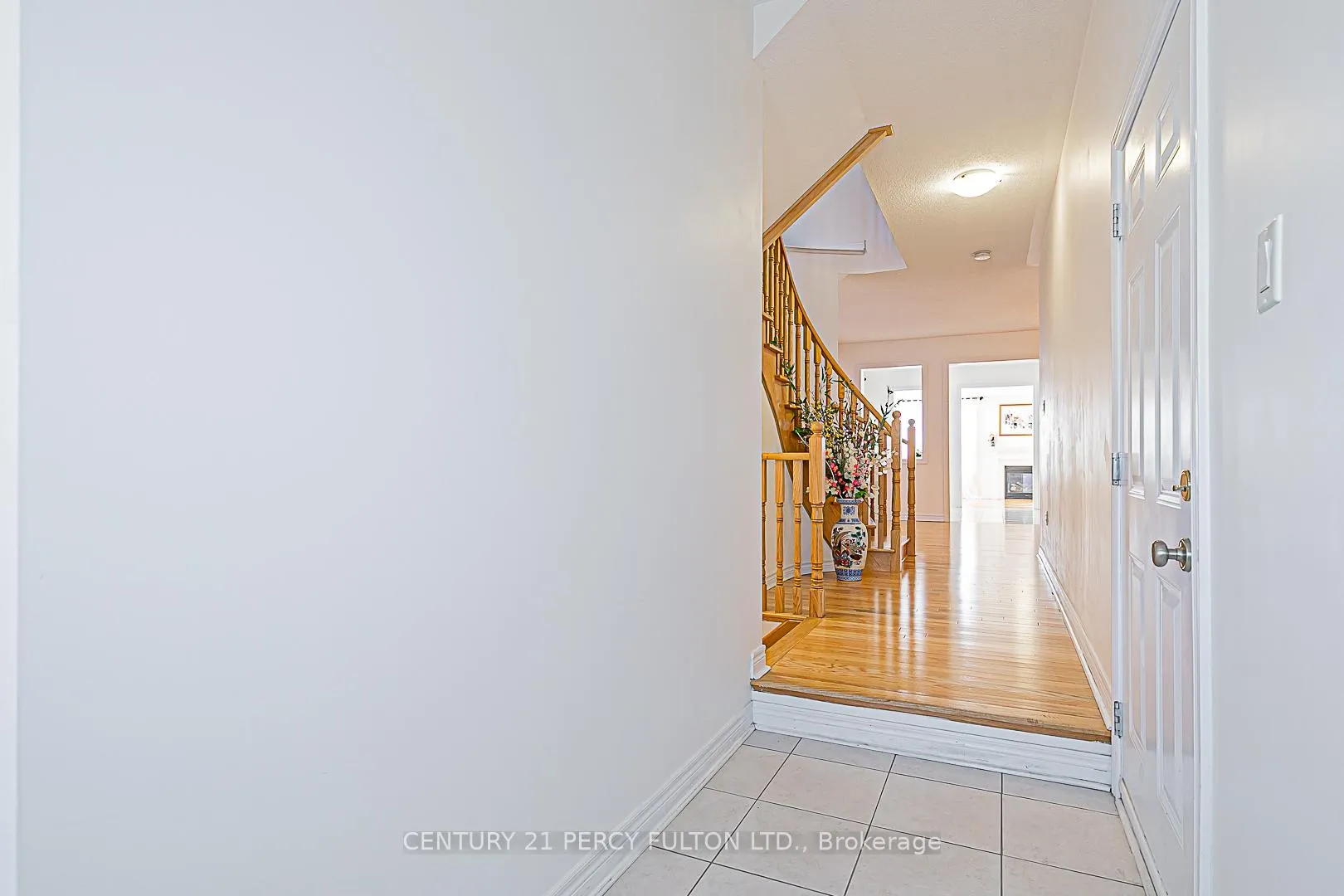 Photo 11 of 23 Princess Diana Drive, Markham, Cathedraltown — HOMEH