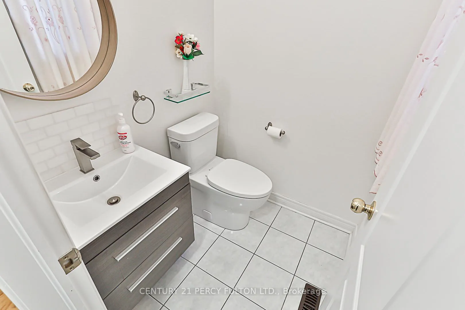 Photo 15 of 23 Princess Diana Drive, Markham, Cathedraltown — HOMEH