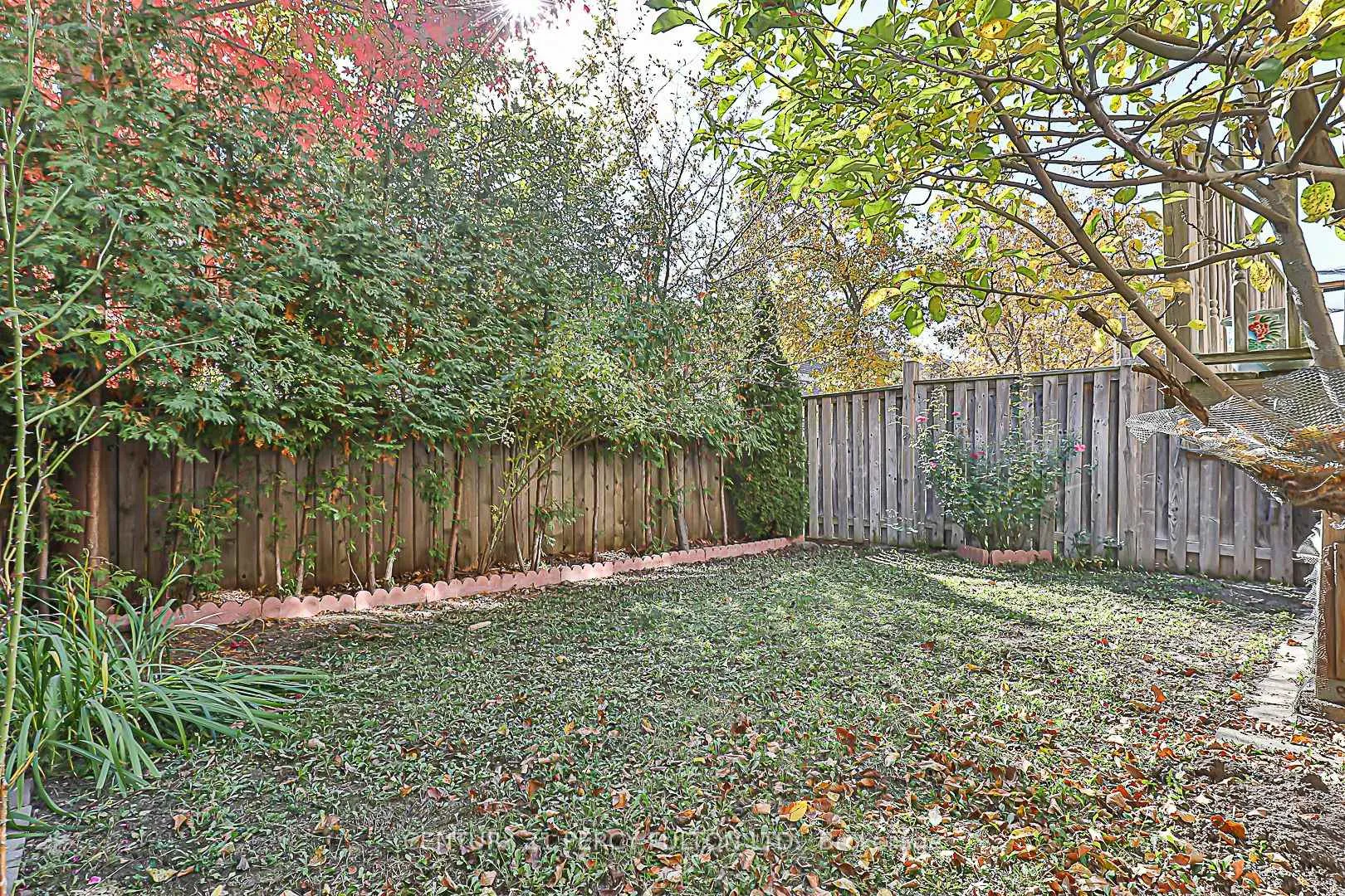 Photo 33 of 23 Princess Diana Drive, Markham, Cathedraltown — HOMEH