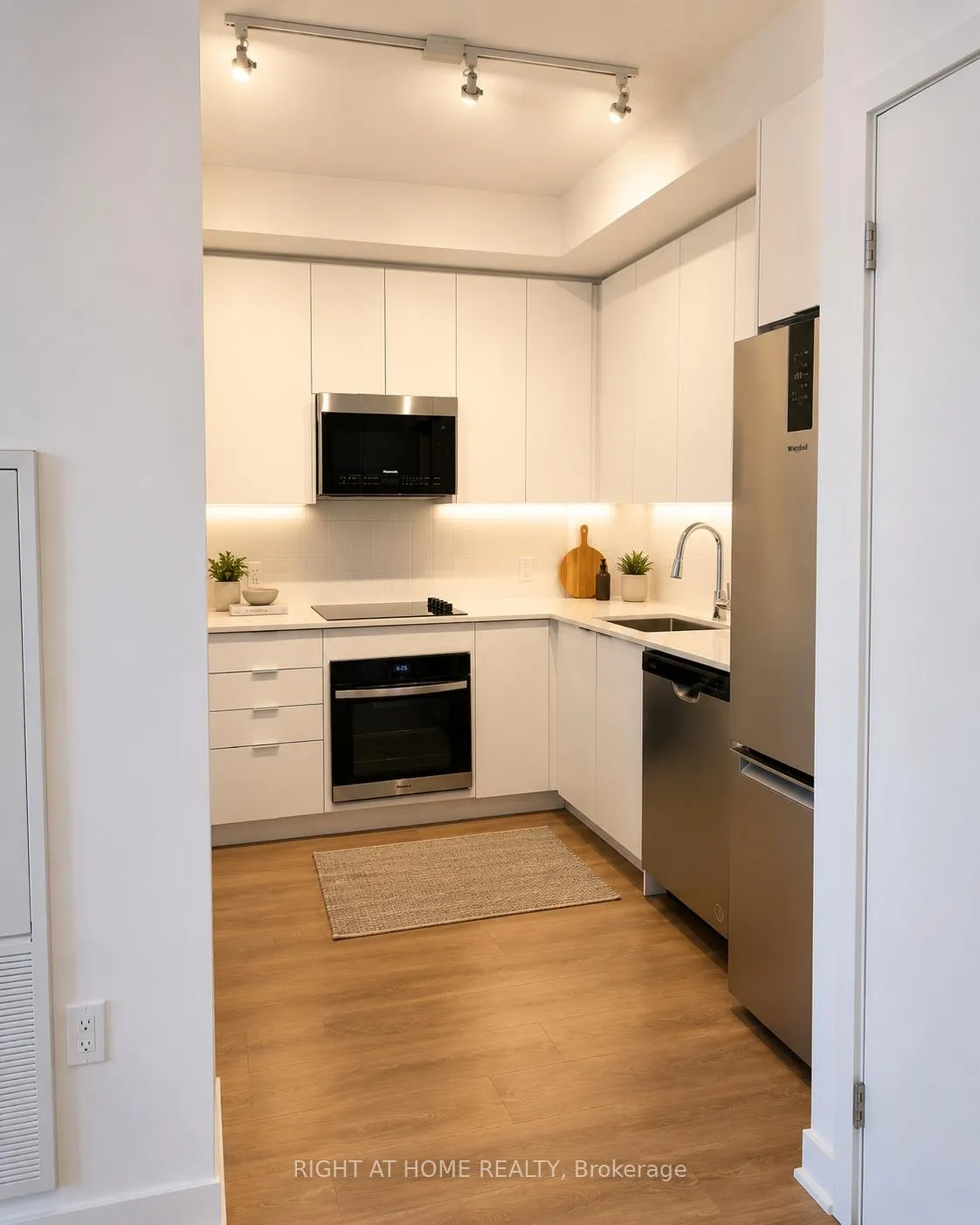 Photo 5 of Unit 2311, 2920 Highway 7 Road, Vaughan, Concord — HOMEH