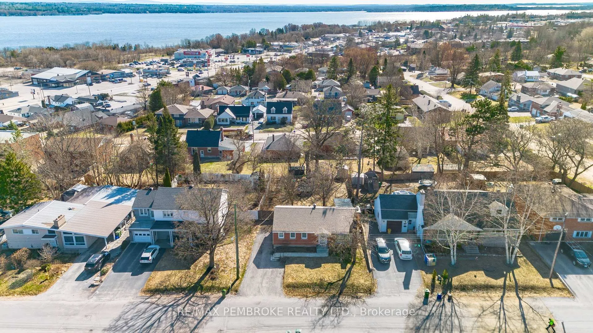 Photo 13 of 251 Broadview Drive, Pembroke — HOMEH