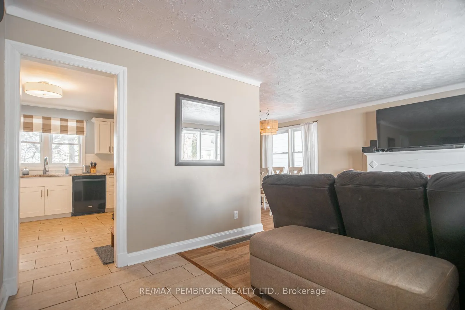Photo 14 of 251 Broadview Drive, Pembroke — HOMEH