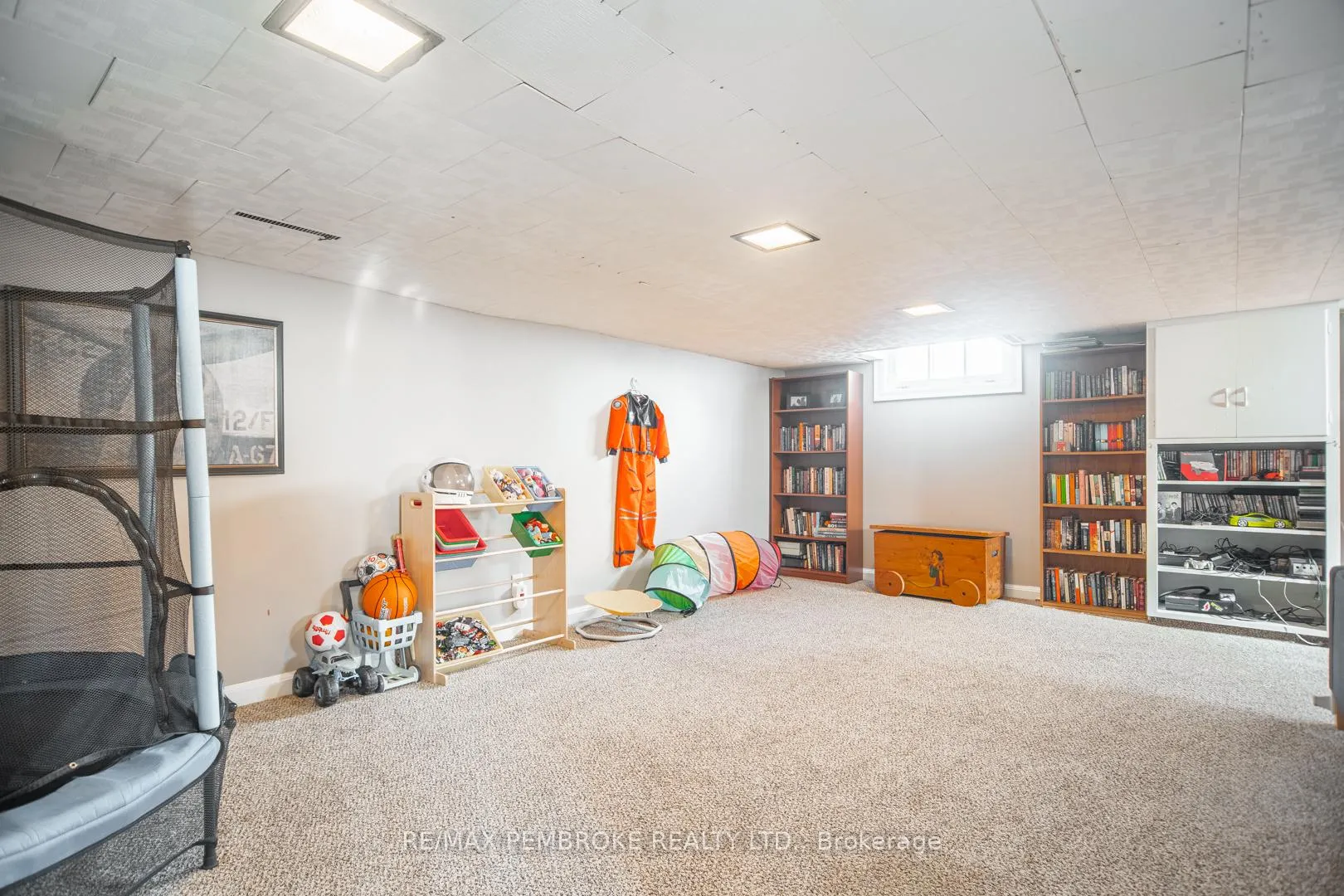 Photo 36 of 251 Broadview Drive, Pembroke — HOMEH