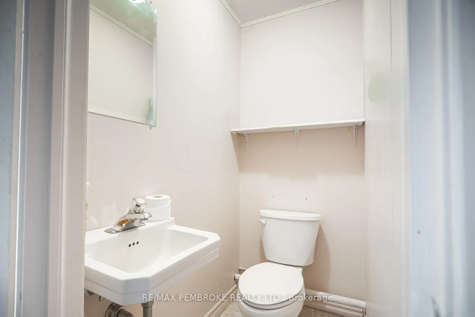 Photo 42 of 251 Broadview Drive, Pembroke — HOMEH