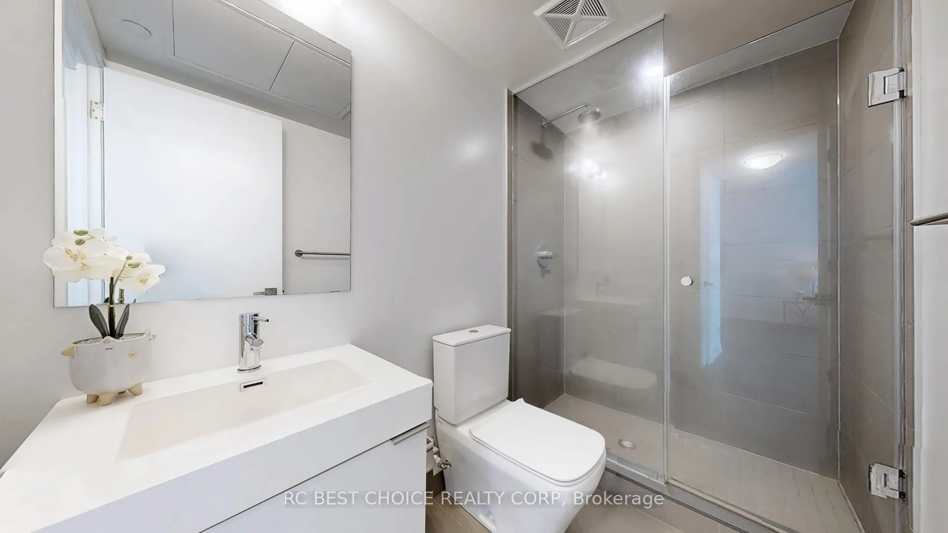 Photo 11 of Unit 1809, 99 Foxbar Road, Toronto, Yonge-St. Clair — HOMEH