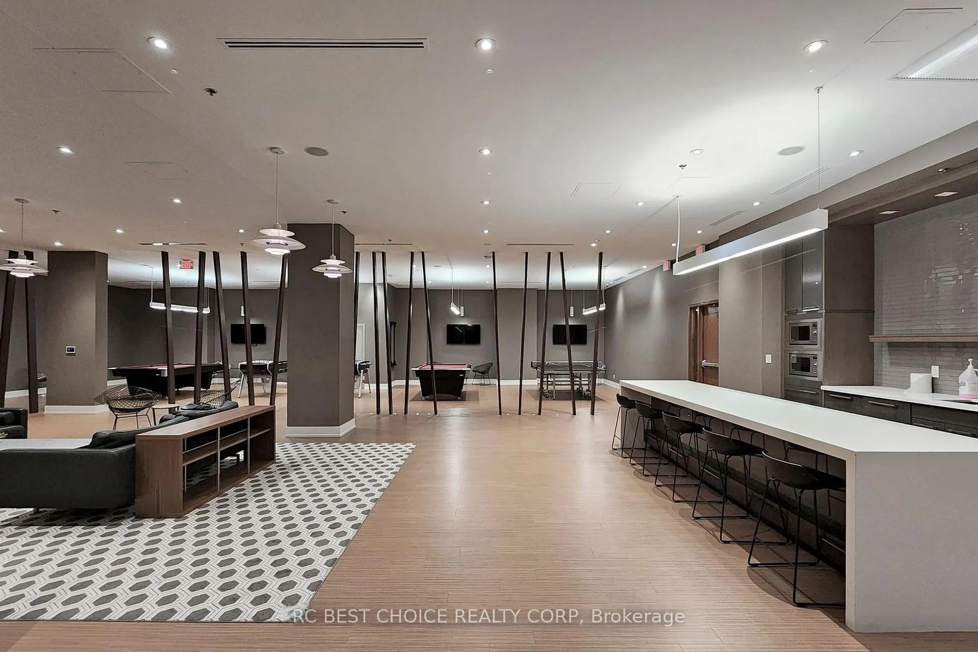 Photo 18 of Unit 1809, 99 Foxbar Road, Toronto, Yonge-St. Clair — HOMEH