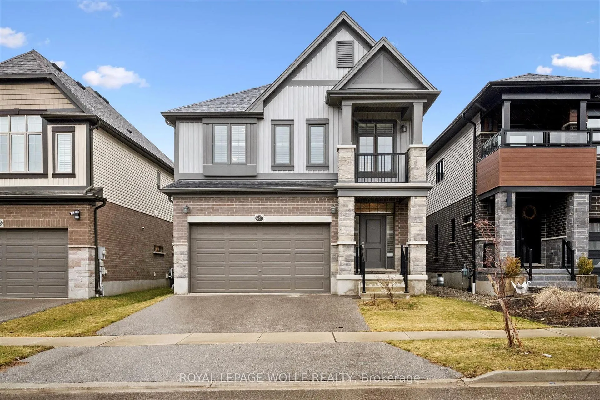 Photo 2 of 643 Wild Rye Street, Waterloo — HOMEH