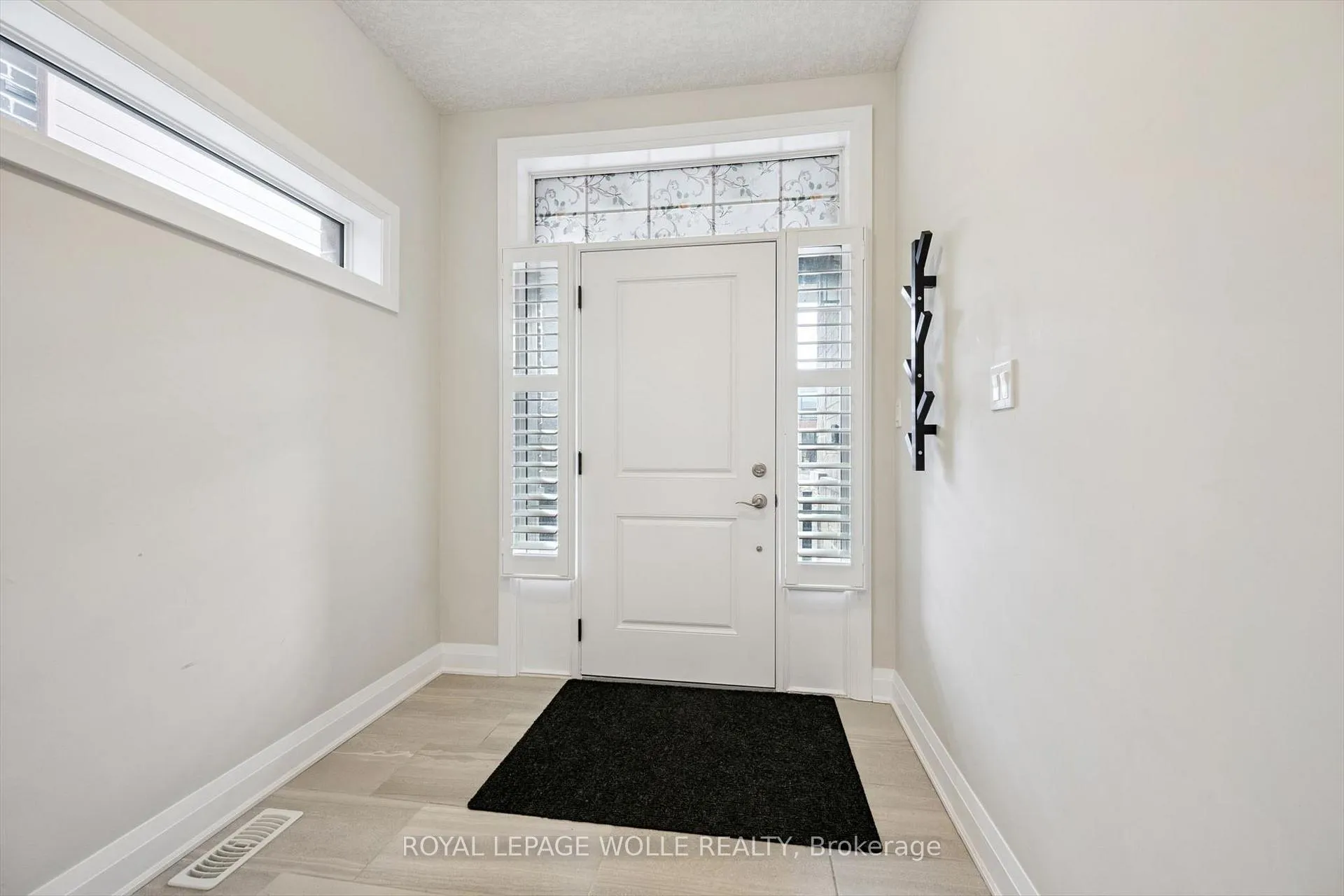 Photo 6 of 643 Wild Rye Street, Waterloo — HOMEH