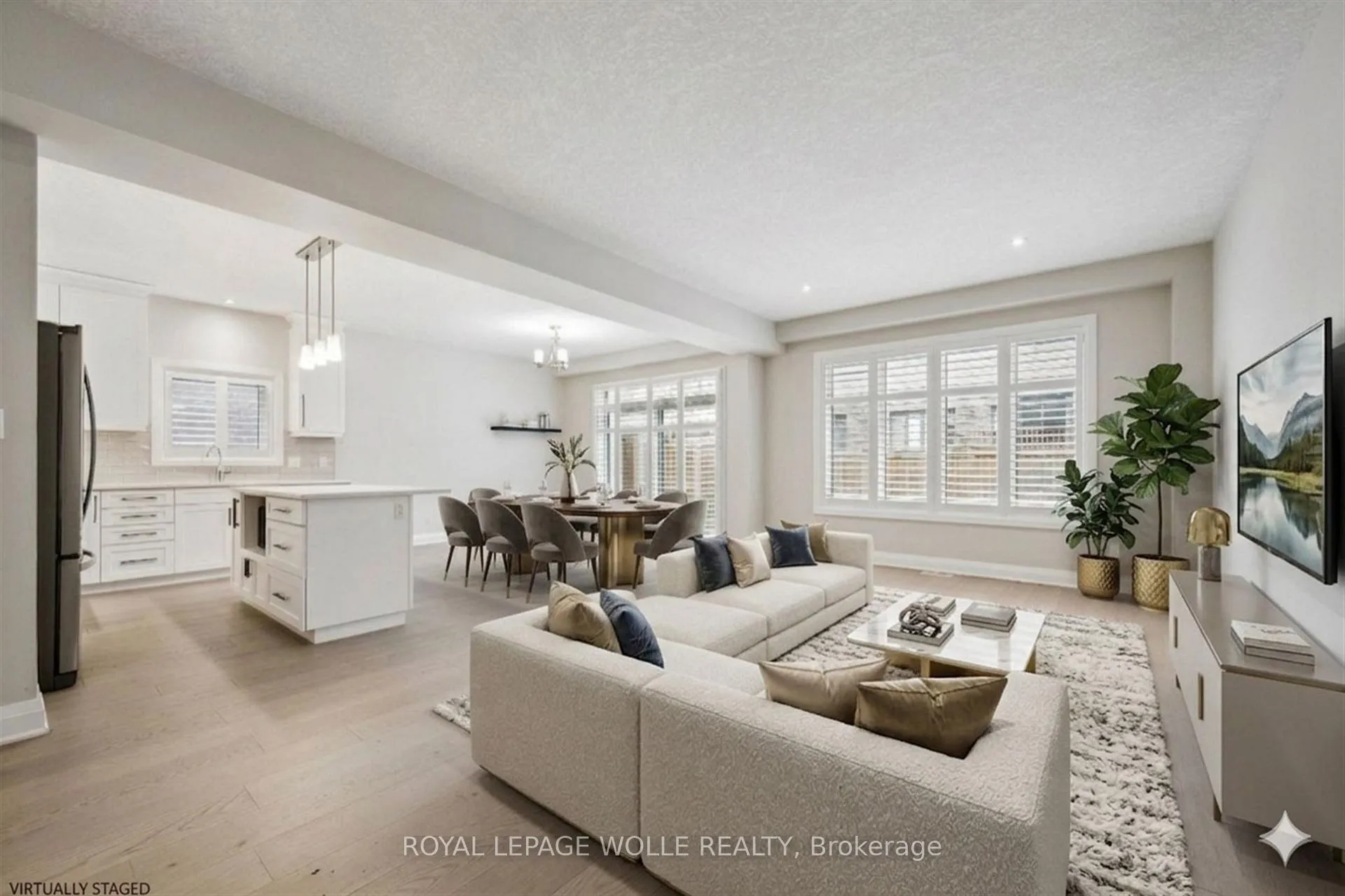 Photo 10 of 643 Wild Rye Street, Waterloo — HOMEH
