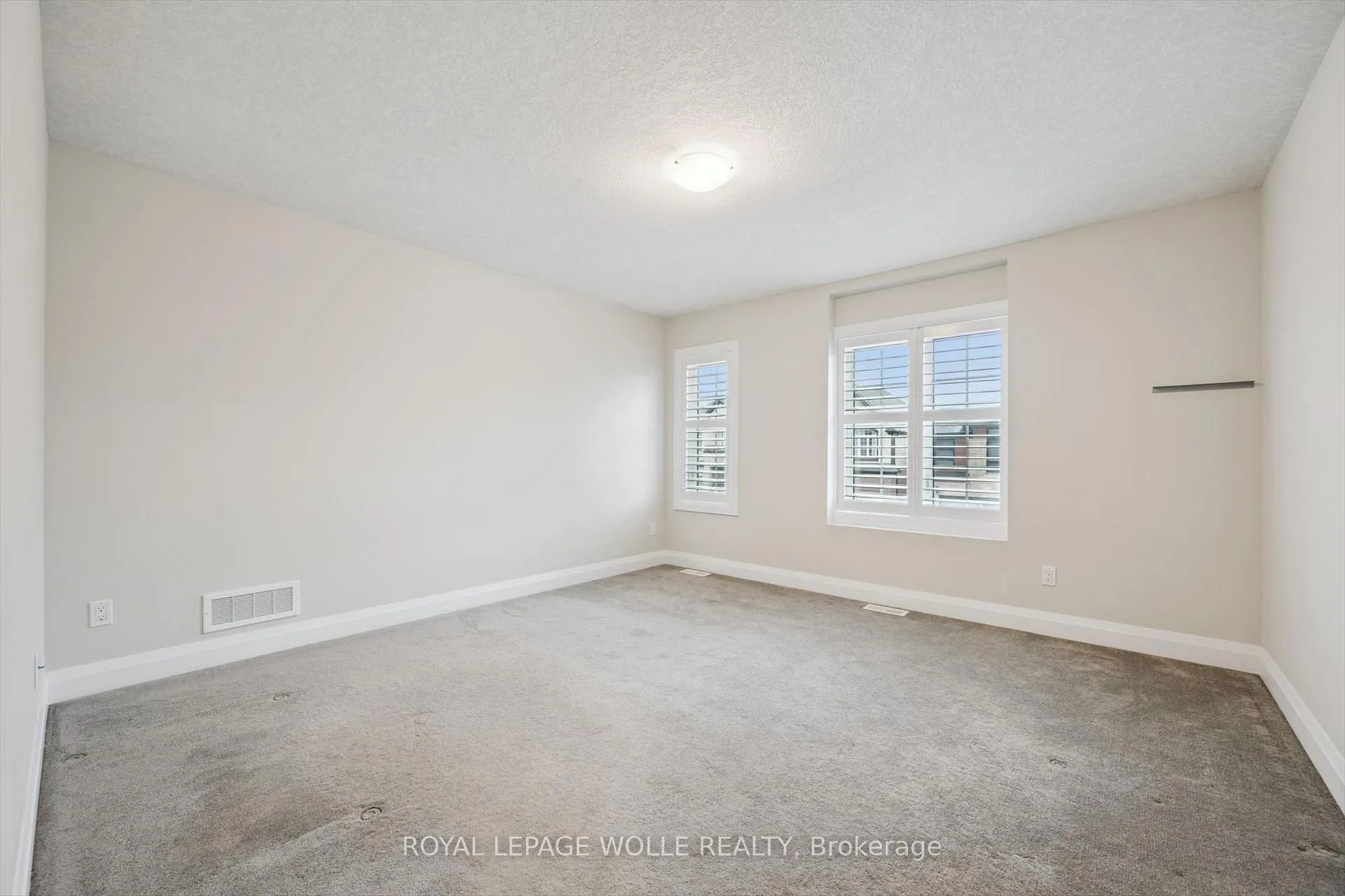Photo 26 of 643 Wild Rye Street, Waterloo — HOMEH