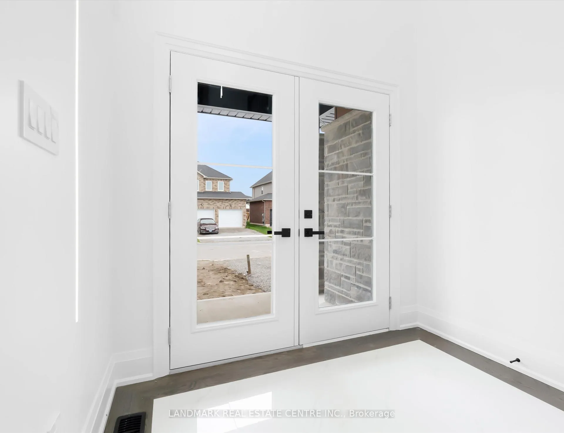 Photo 23 of 14 Bounty Avenue, Thorold, Rolling Meadows — HOMEH