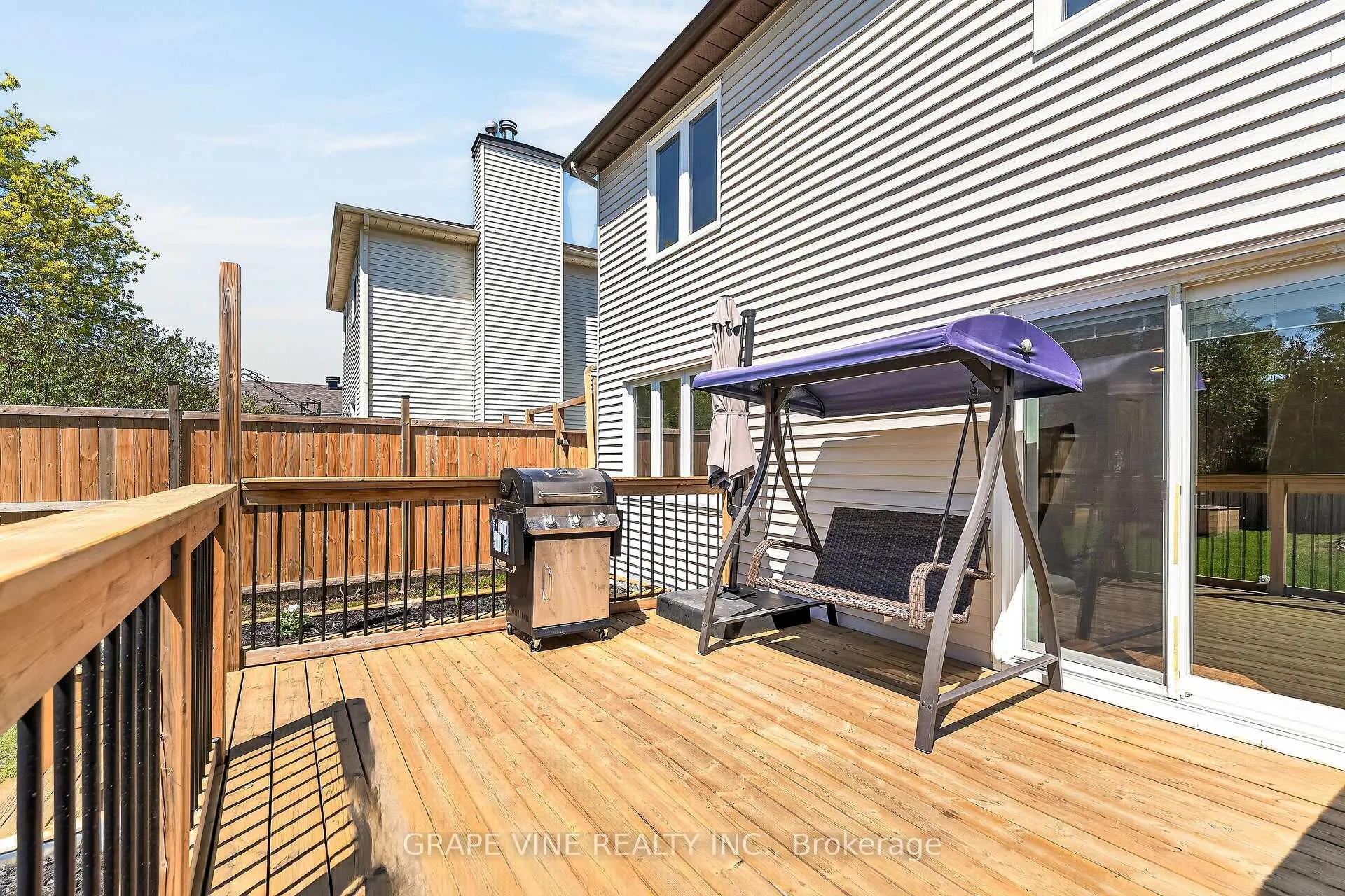 Photo 39 of 1702 Boisbriand Crescent, Ottawa, Chateauneuf — HOMEH