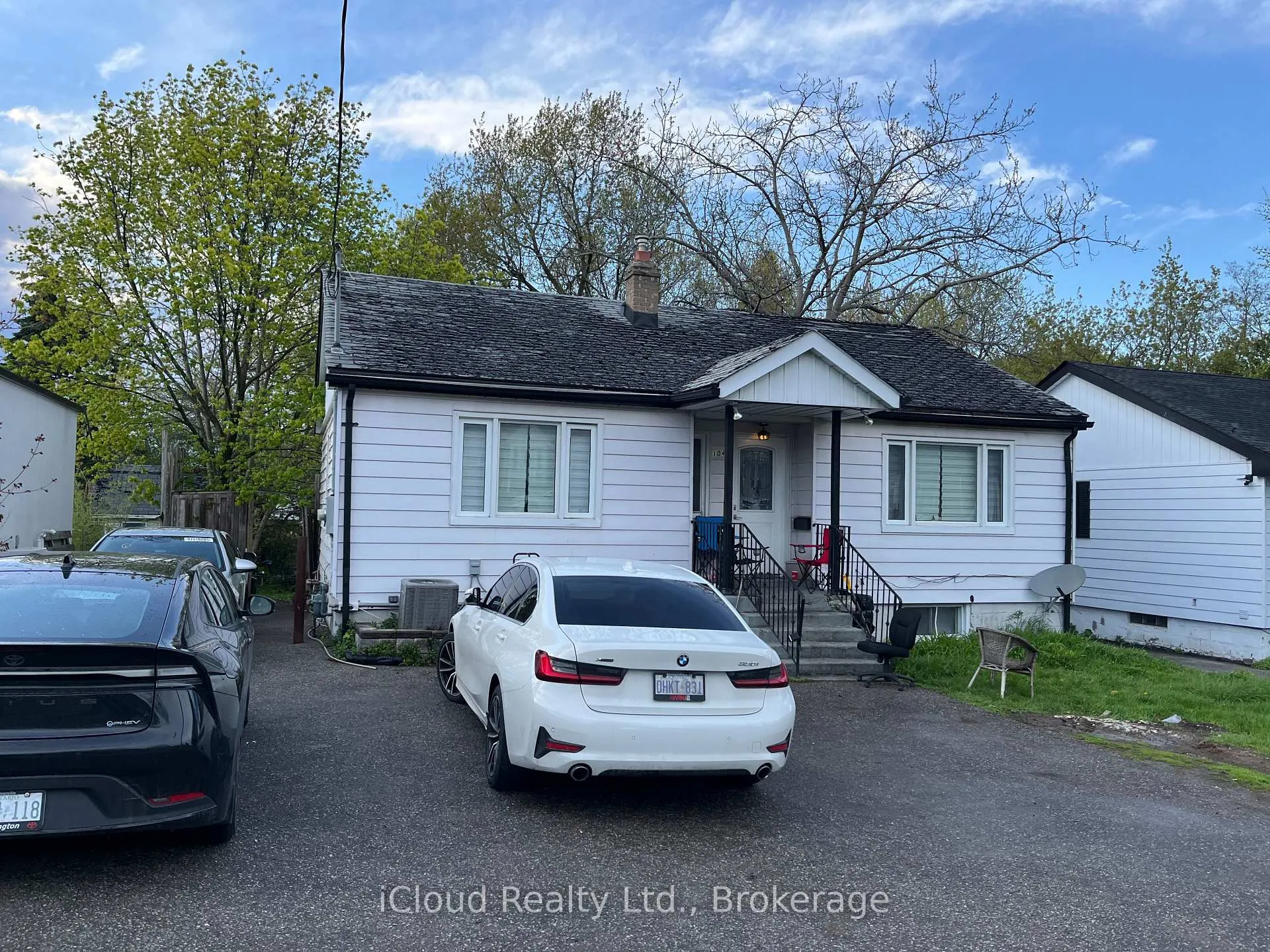 Photo 1 of Unit A (Lower Level), 104 Steeles Avenue, Markham, Grandview — HOMEH