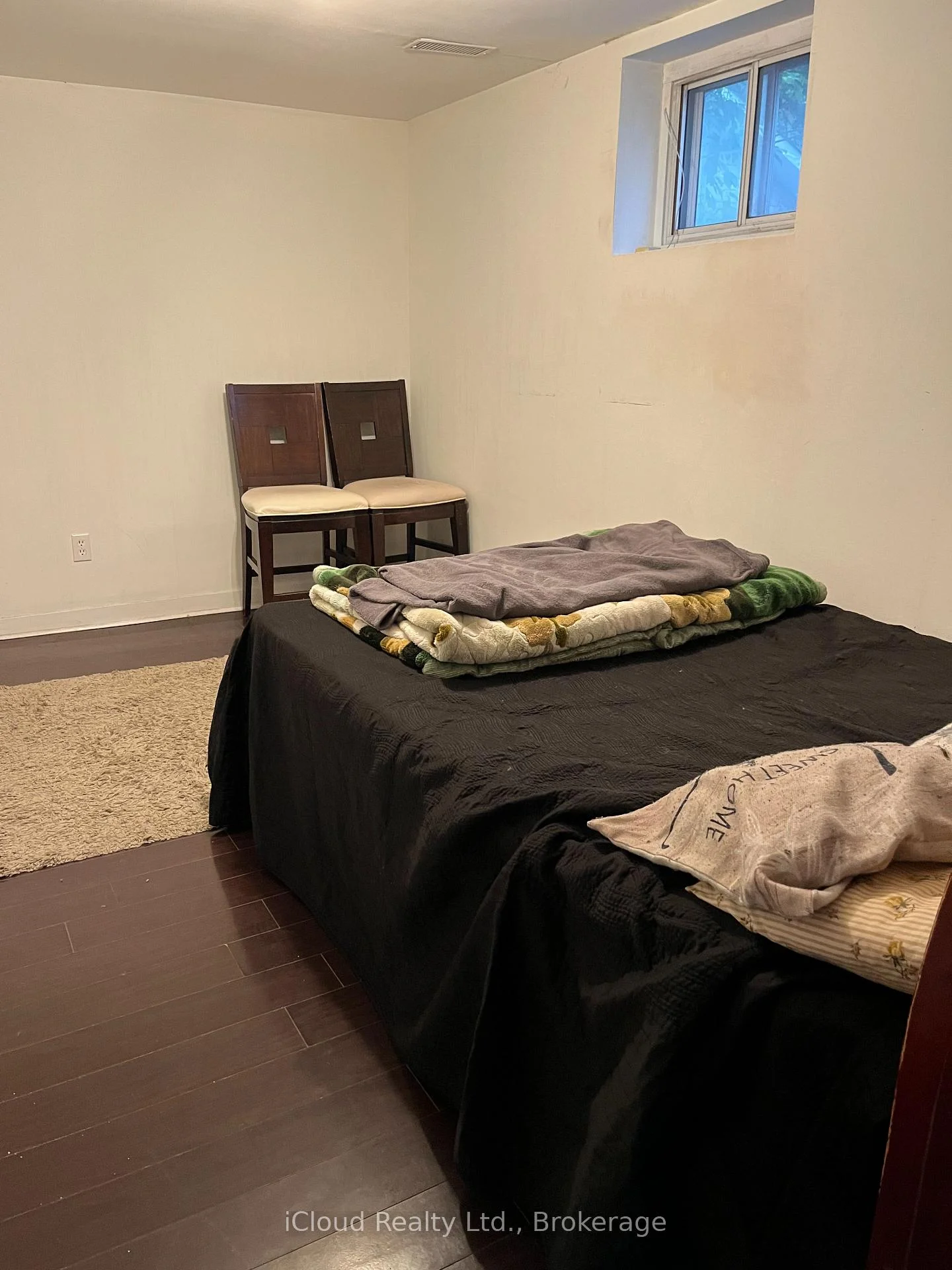 Photo 14 of Unit A (Lower Level), 104 Steeles Avenue, Markham, Grandview — HOMEH