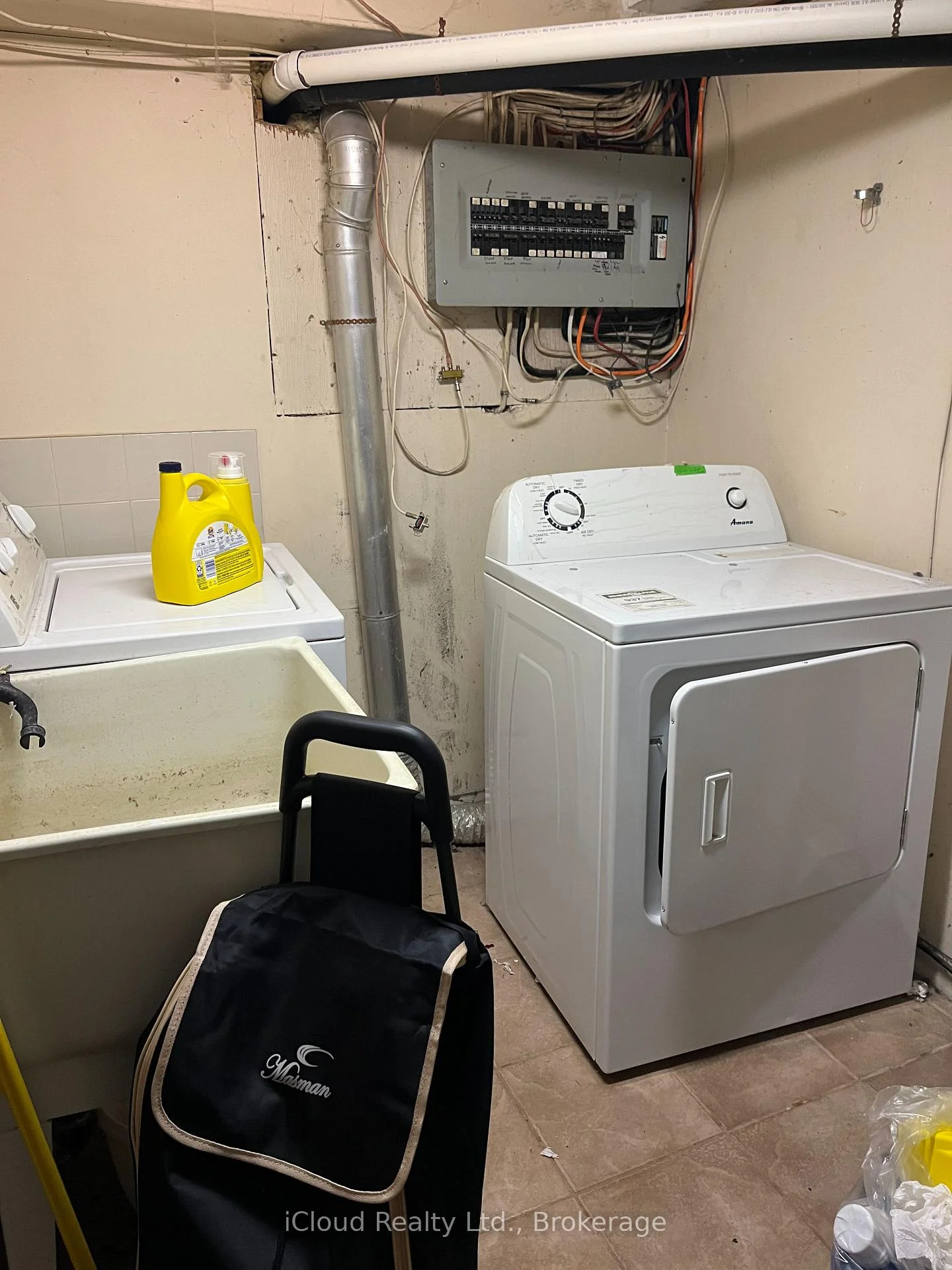 Photo 26 of Unit A (Lower Level), 104 Steeles Avenue, Markham, Grandview — HOMEH