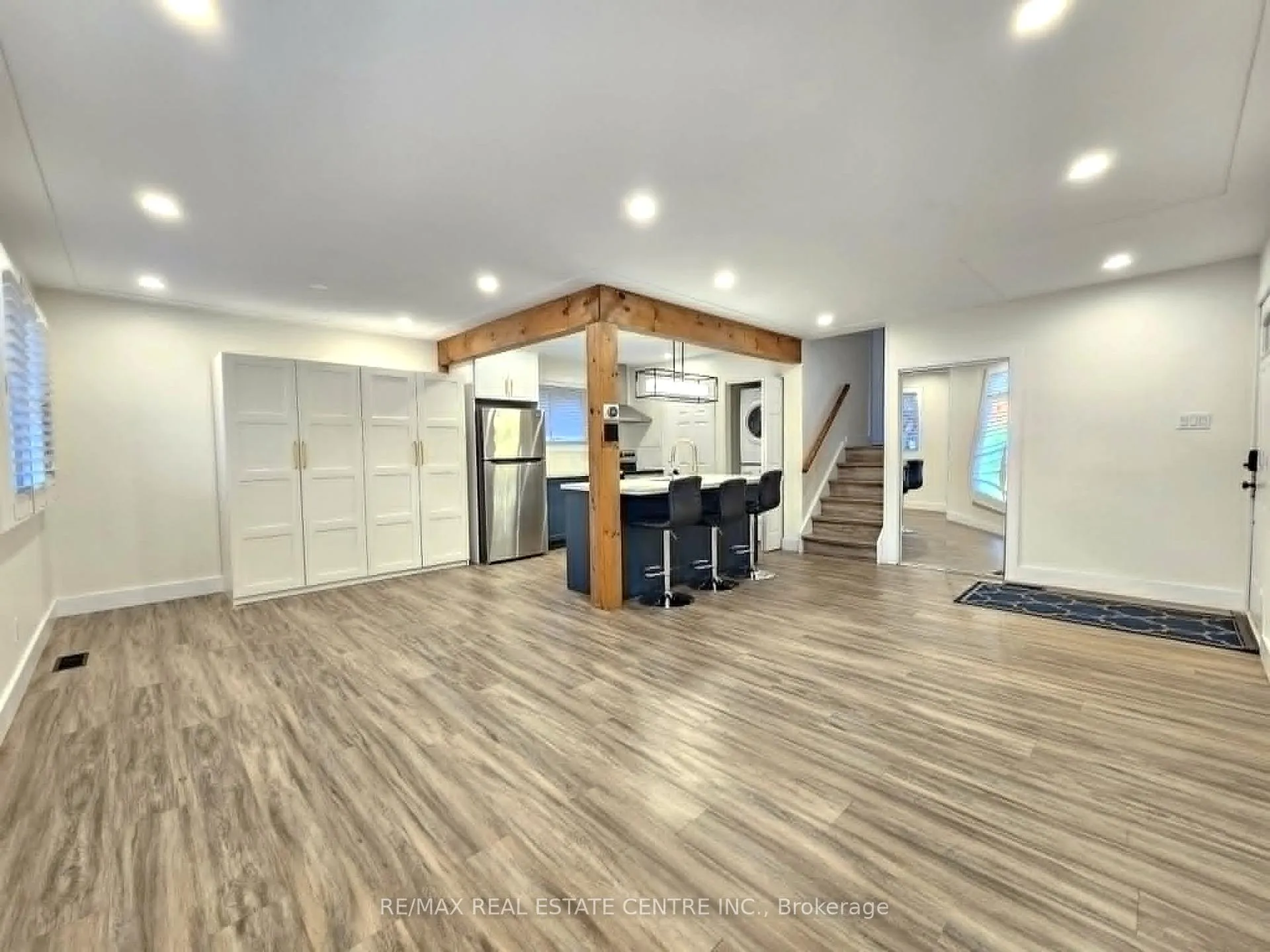 Photo 10 of Unit MAIN, 834 Westminster Drive S, Cambridge — HOMEH