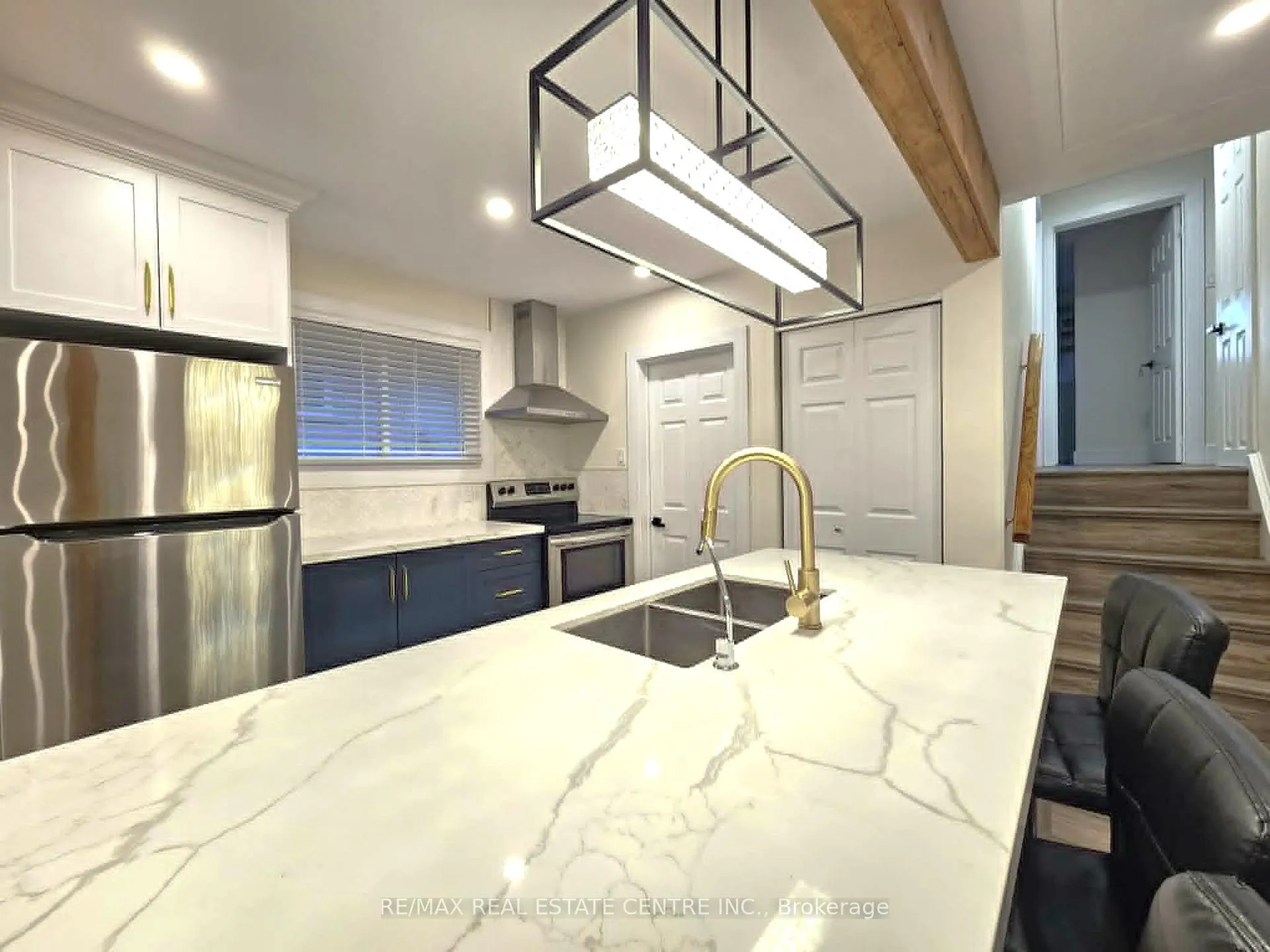 Photo 14 of Unit MAIN, 834 Westminster Drive S, Cambridge — HOMEH
