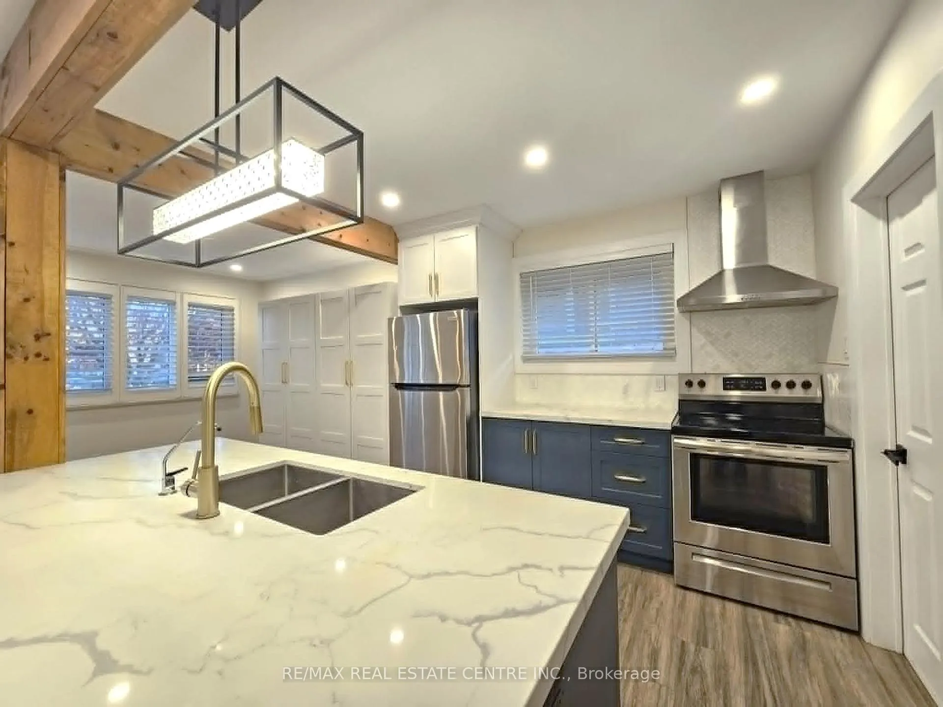 Photo 15 of Unit MAIN, 834 Westminster Drive S, Cambridge — HOMEH