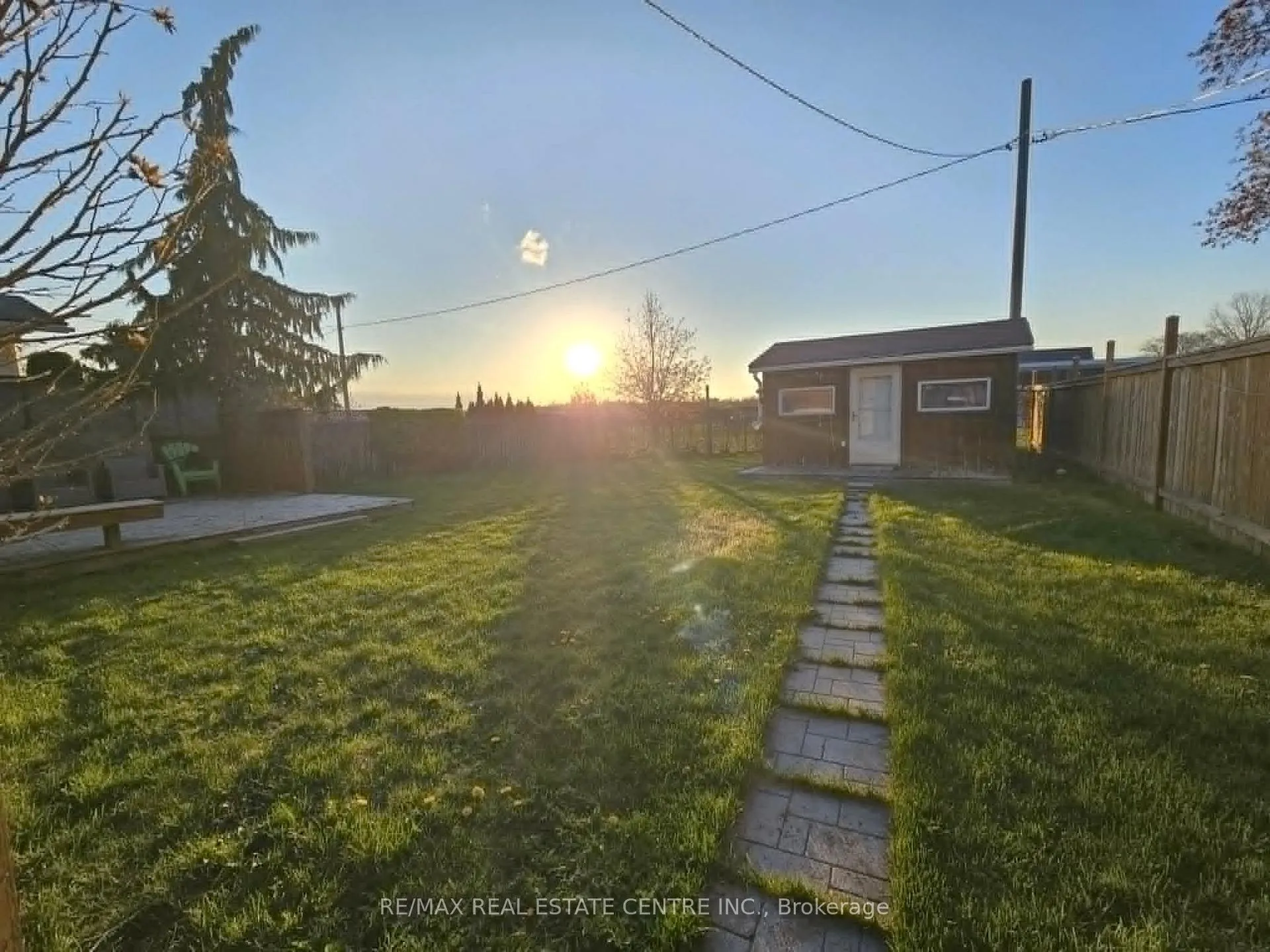 Photo 30 of Unit MAIN, 834 Westminster Drive S, Cambridge — HOMEH