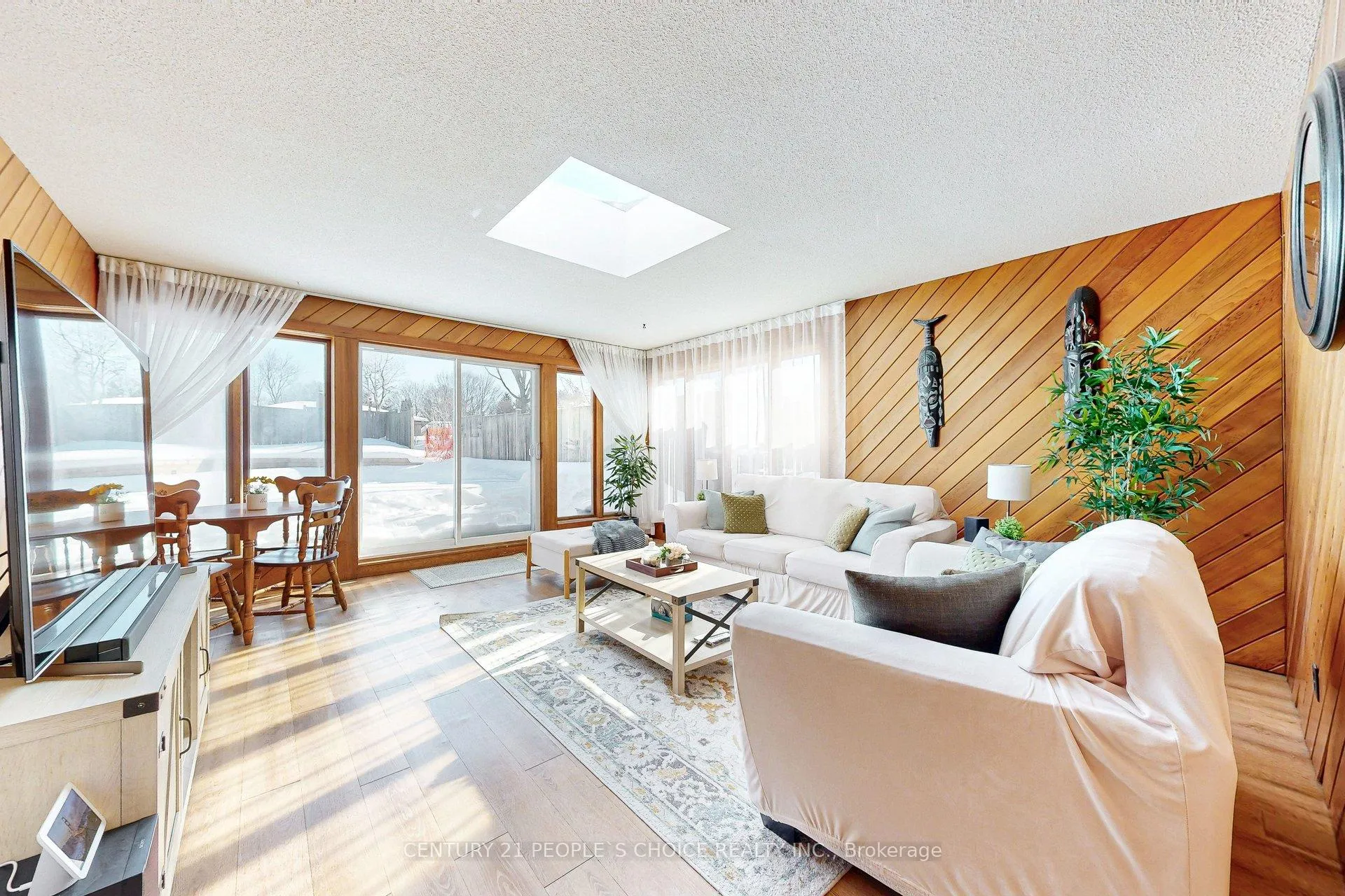 Photo 7 of 20 Inadale Court, Kitchener — HOMEH