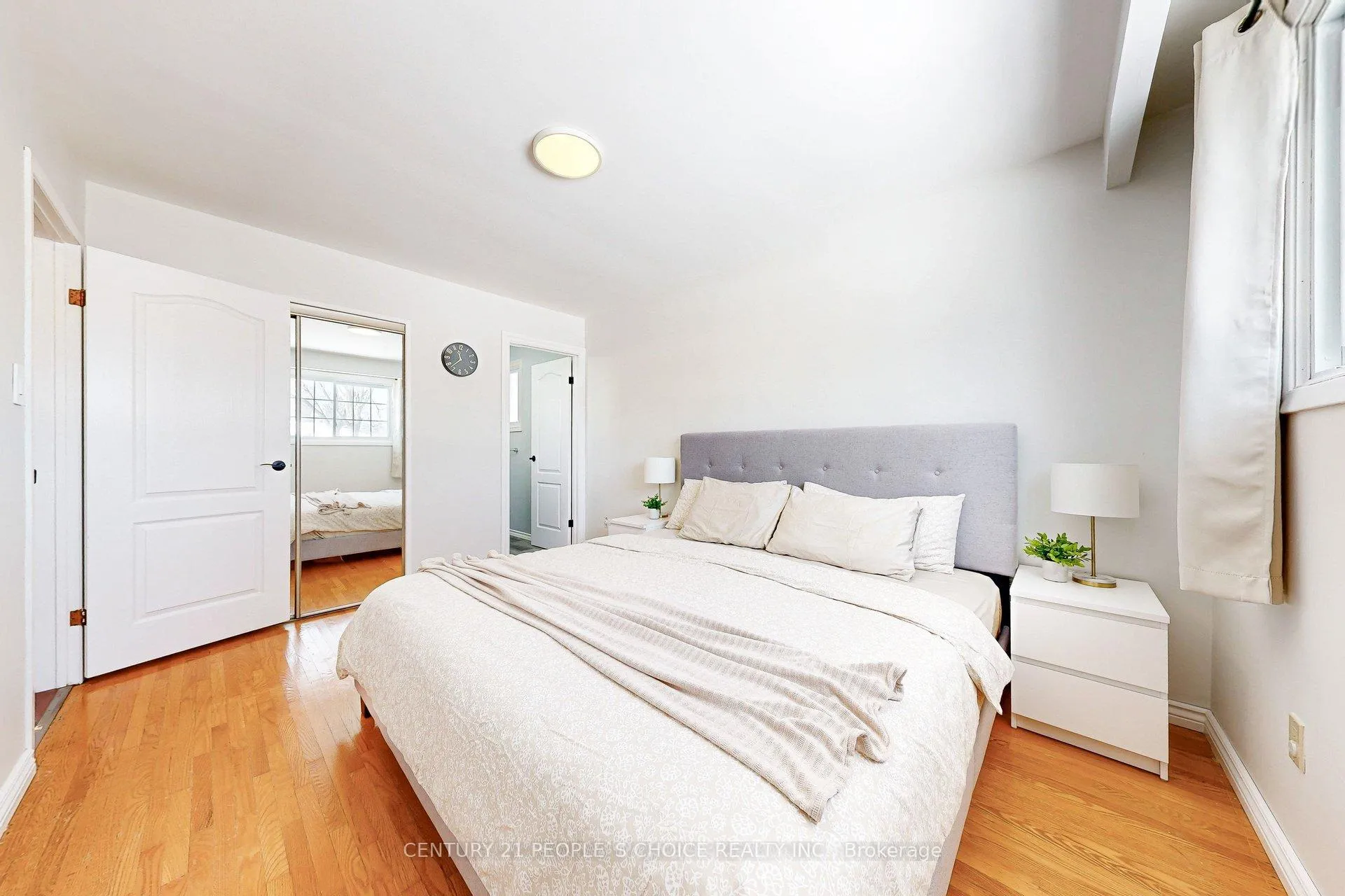 Photo 27 of 20 Inadale Court, Kitchener — HOMEH
