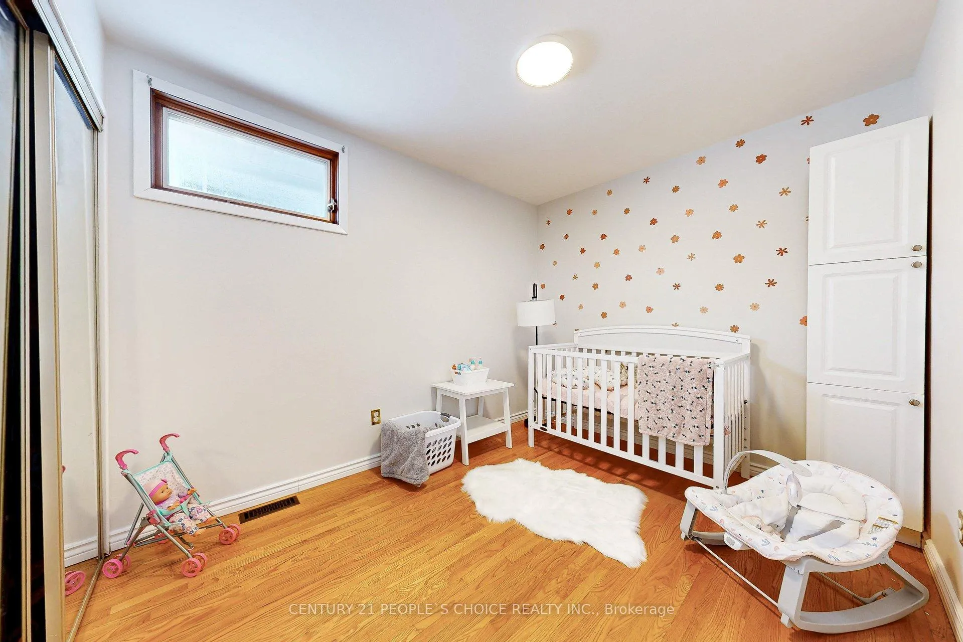 Photo 31 of 20 Inadale Court, Kitchener — HOMEH